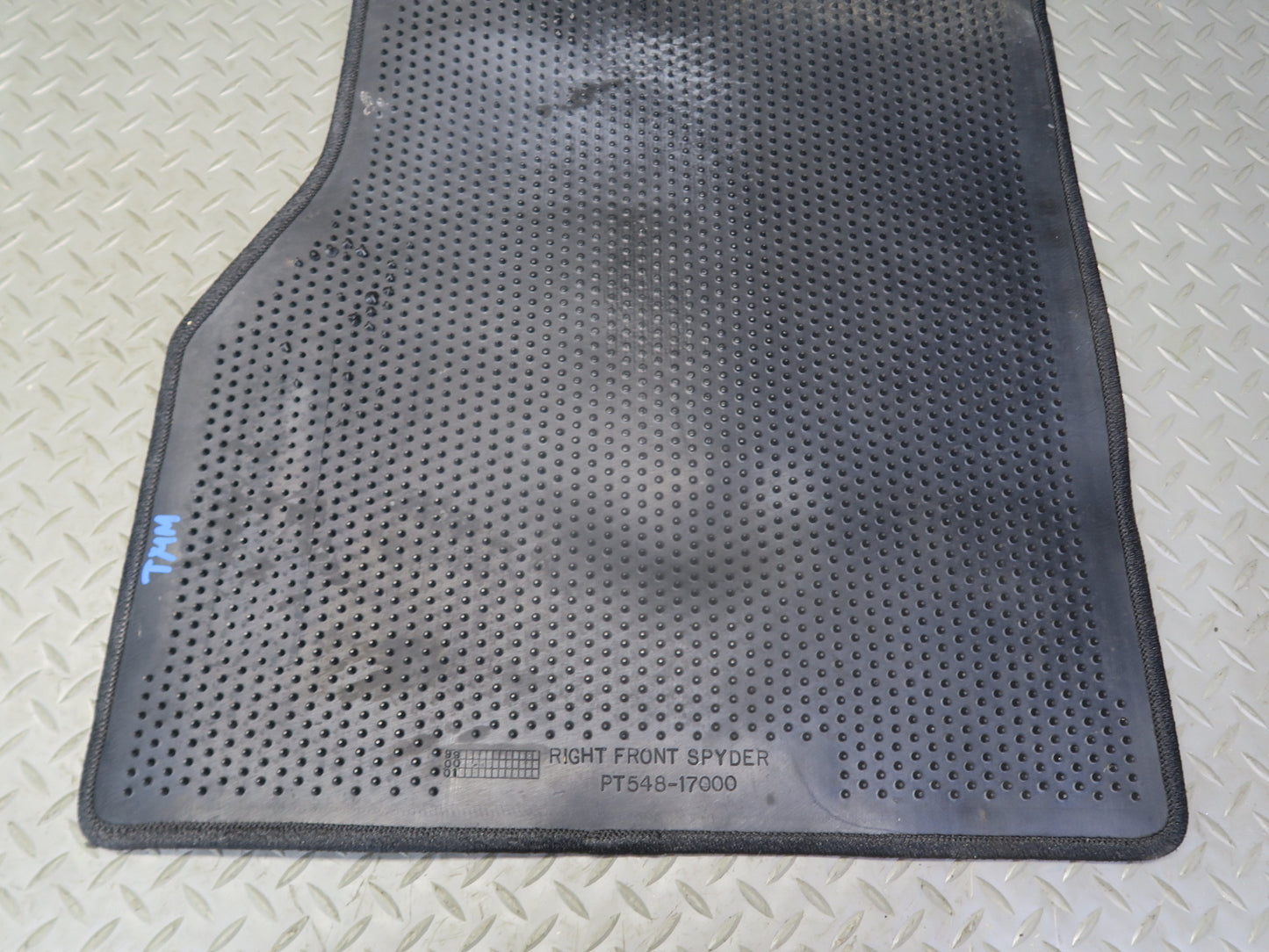 00-05 Toyota MR2 Spyder ZZW30L Set of 2 Front Left & Right Floor MAT OEM