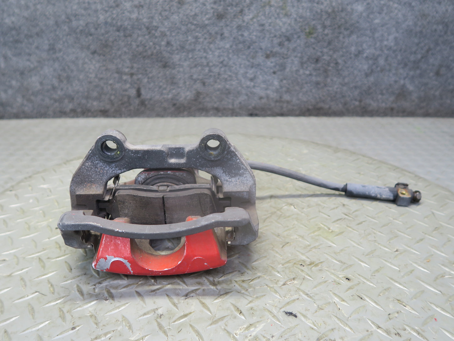 03-06 Chevrolet SSR Set of 2 Rear Left & Right Brake Caliper 51K Miles OEM