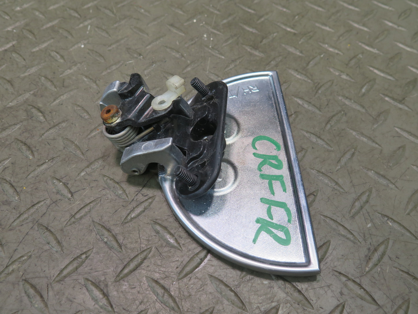 03-06 Chevrolet SSR Front Right Passenger Door Exterior Handle OEM
