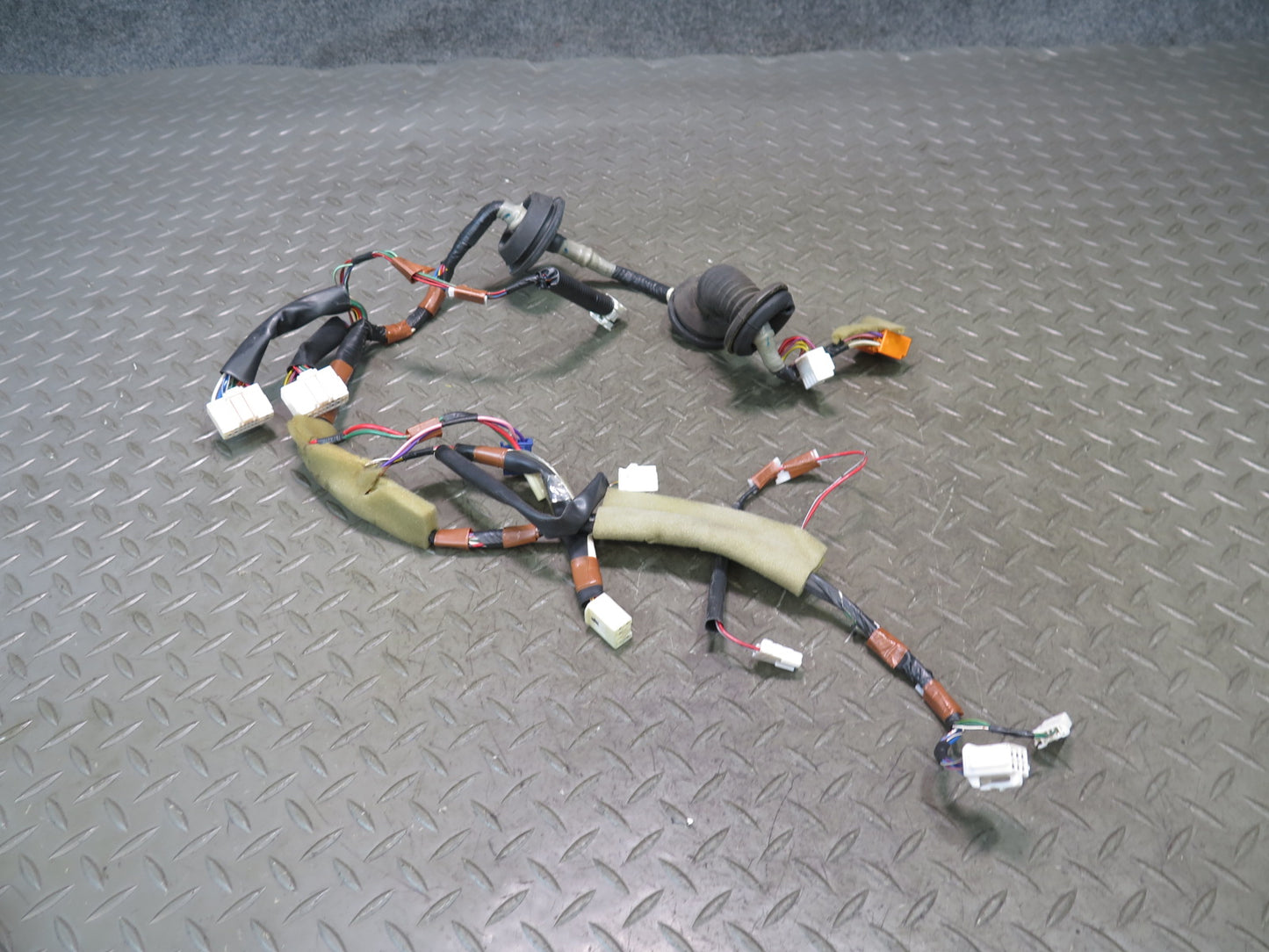 95-97 Toyota Celsior UCF20 RHD Front Left Door Wire Wiring Harness OEM