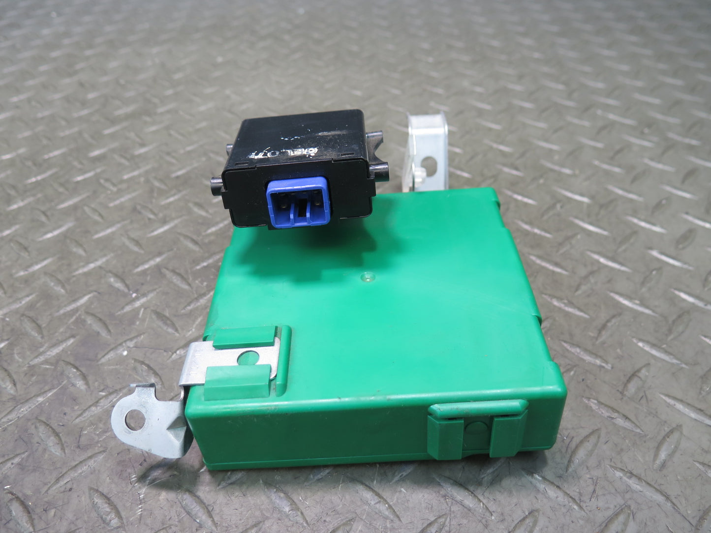 95-96 Toyota Celsior UCF20 Steering Column Tilt & Telescopic Control Module OEM