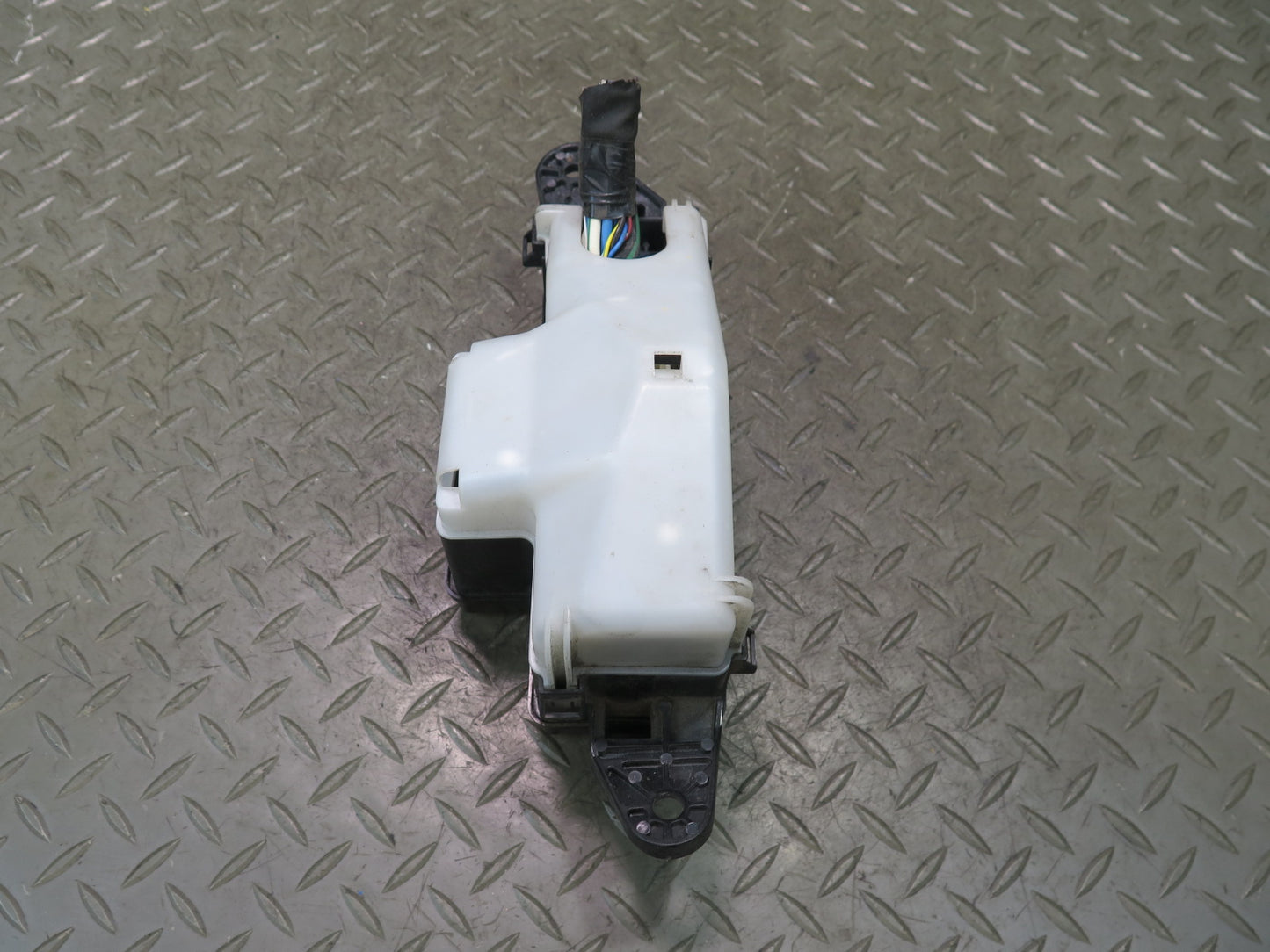 00-05 Toyota MR2 Spyder Front Left Luggage Compartment Fuse Relay Box OEM