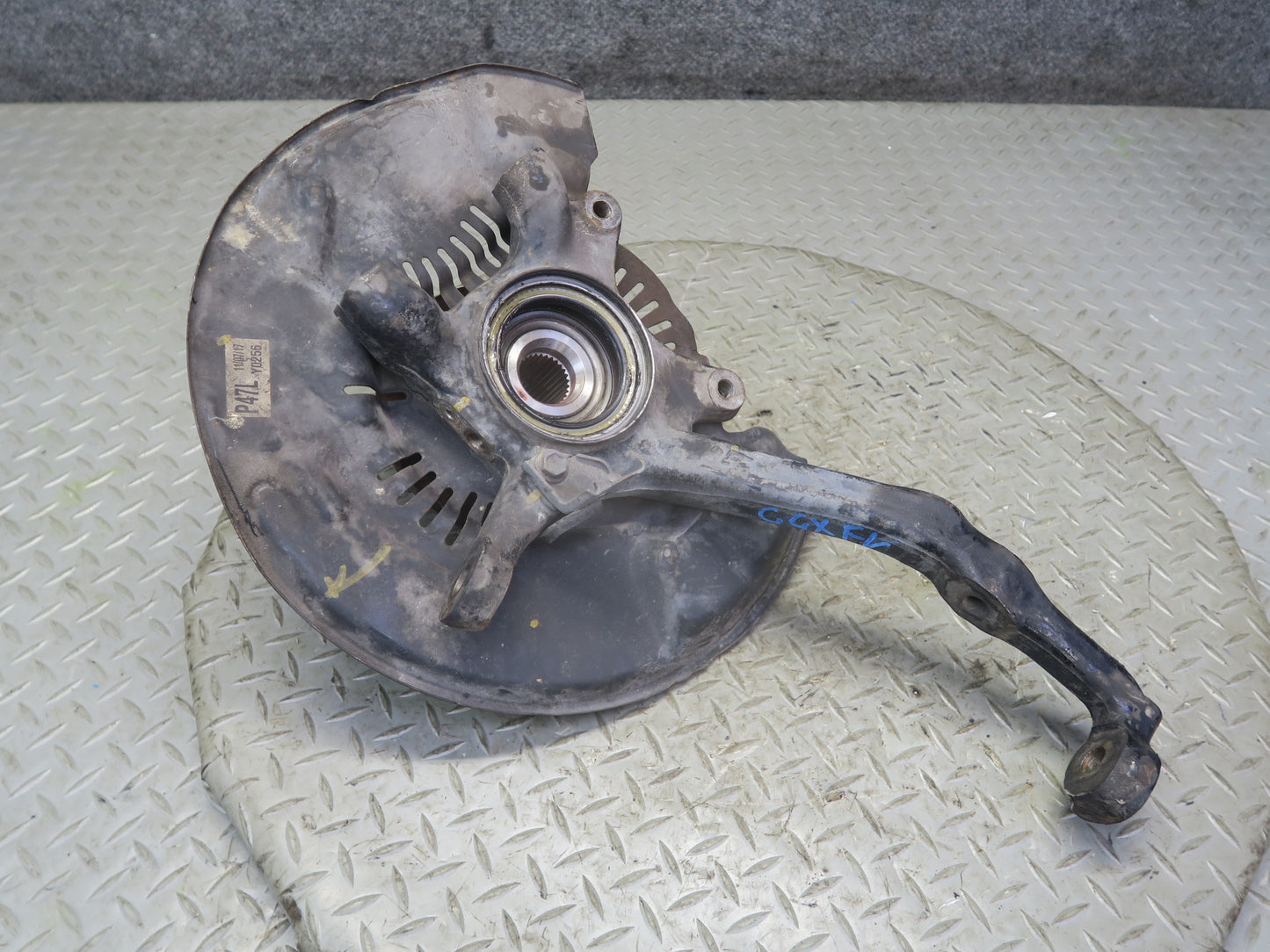 2010-2013 Lexus URJ150L GX460 AWD Front Left Side Spindle Knuckle Wheel Hub