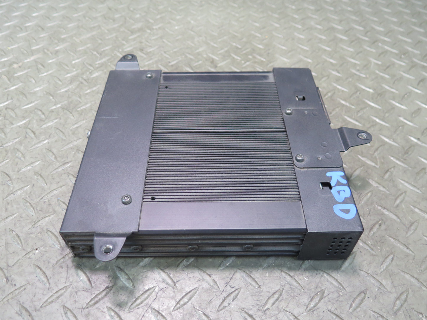 2001-2006 BMW E46 3-SERIES Harman Kardon Audio System Amplifier AMP 6946985