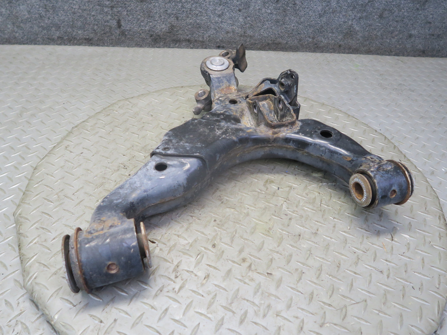 2010-2013 Lexus URJ150L GX460 AWD Front Left Side Suspension Lower Control Arm