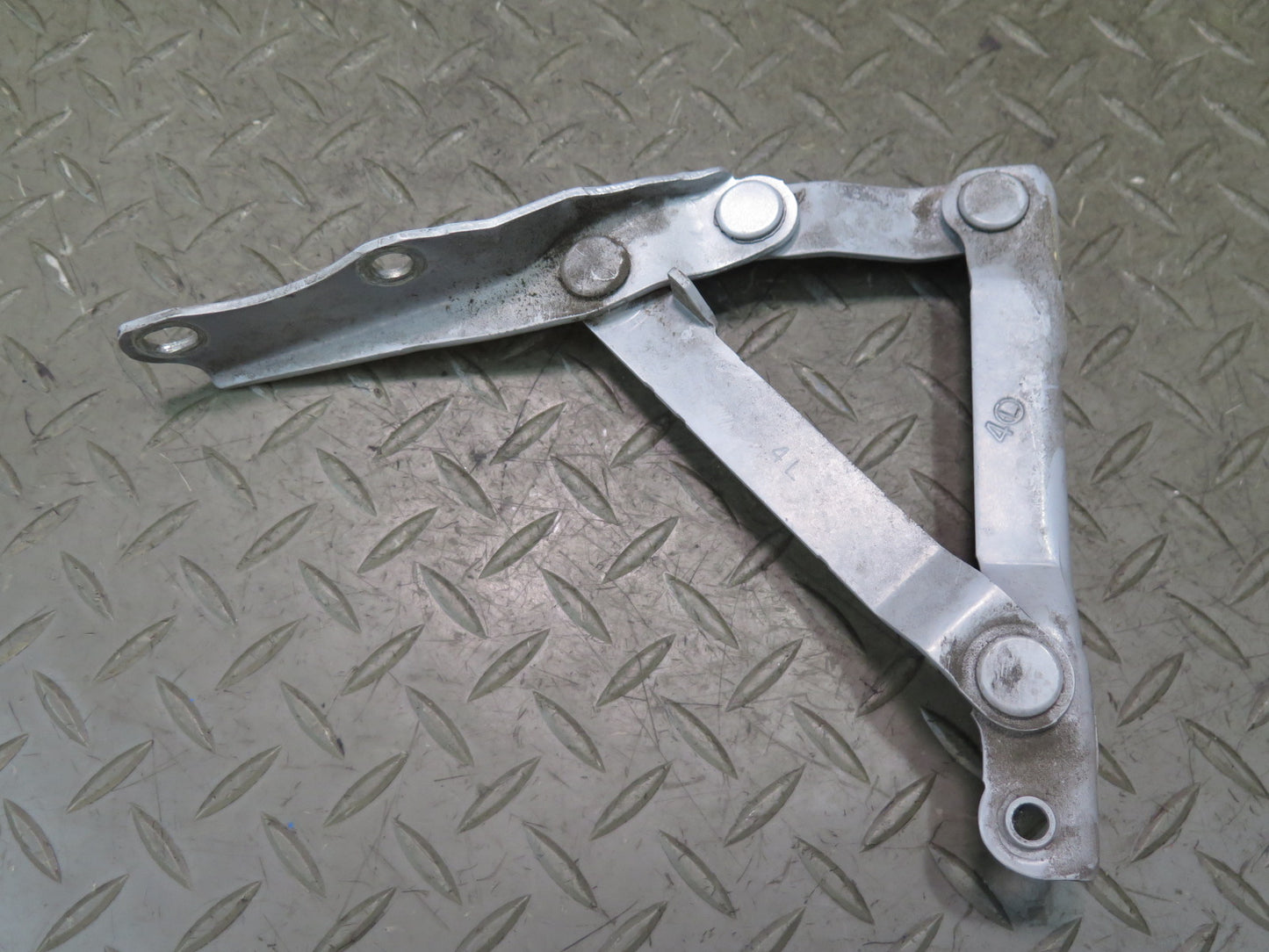 00-05 Toyota MR2 Spyder ZZW30L Rear Left & Right Engine Lid Hood Hinge Set OEM