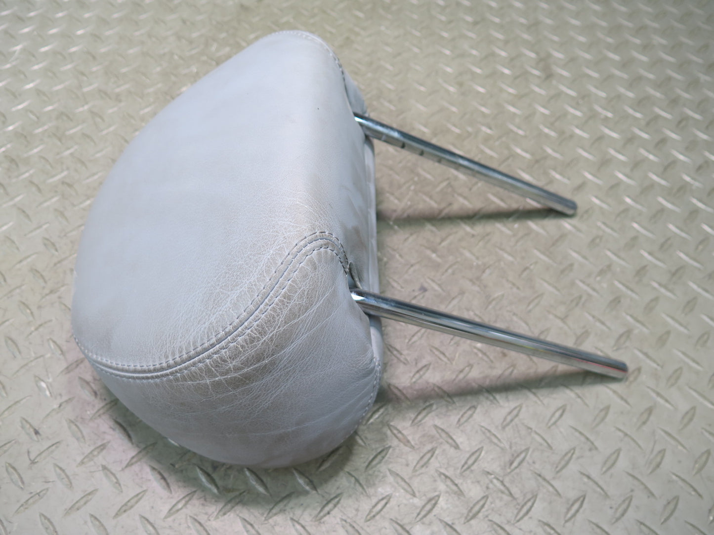 2001-2006 BMW E46 M3 Coupe Front Left or Right Sport Seat Leather Headrest Gray