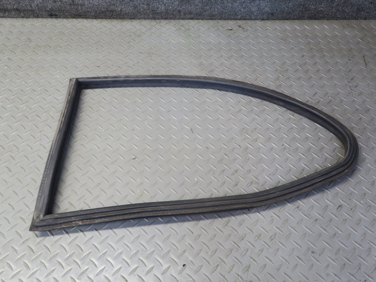 2001-2006 BMW E46 M3 Coupe Rear Left Quarter Glass Window w Weatherstrip Seal