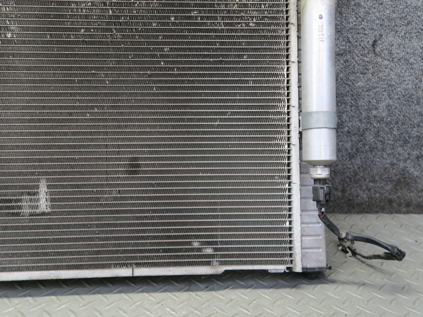 09-20 Nissan Z34370Z RWD A/T Engine Cooling Radiator OEM