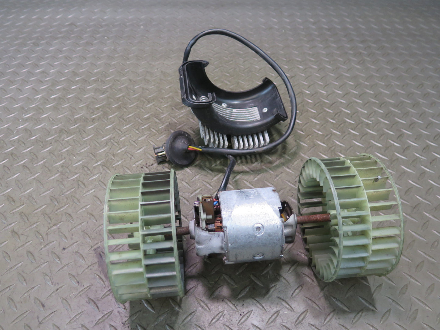 94-02 Mercedes R129 Sl-class A/C Heater Blower Motor Fan w Resistor OEM