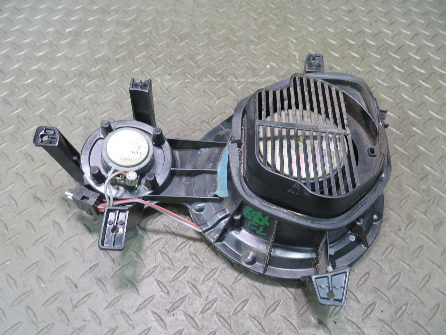 96-02 Mercedes R129 Sl-class Set of 2 Front Left & Right Door Speaker OEM
