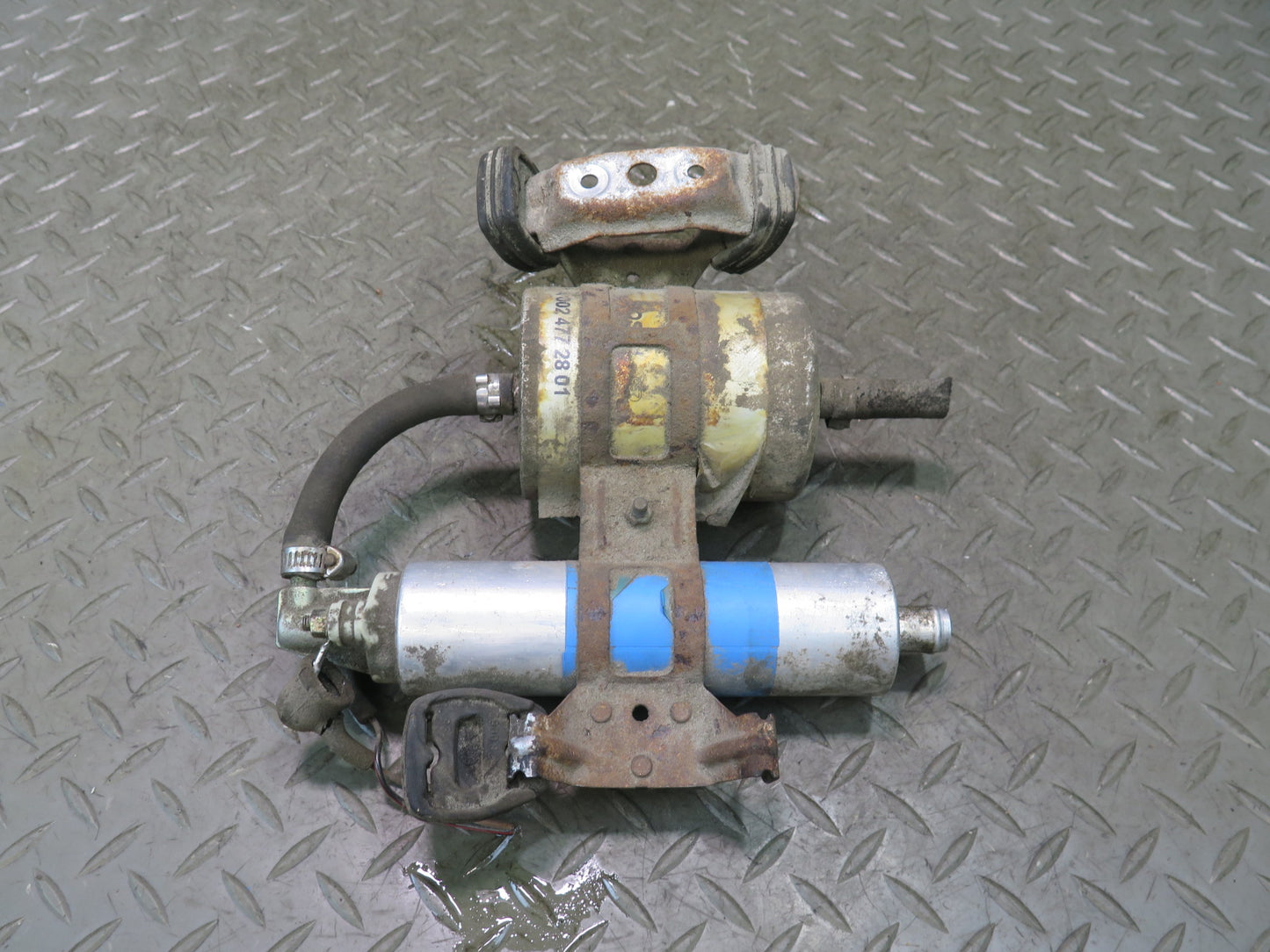 1998 Mercedes R129 SL500 Fuel Pump & Filter Assembly 0024772801 OEM