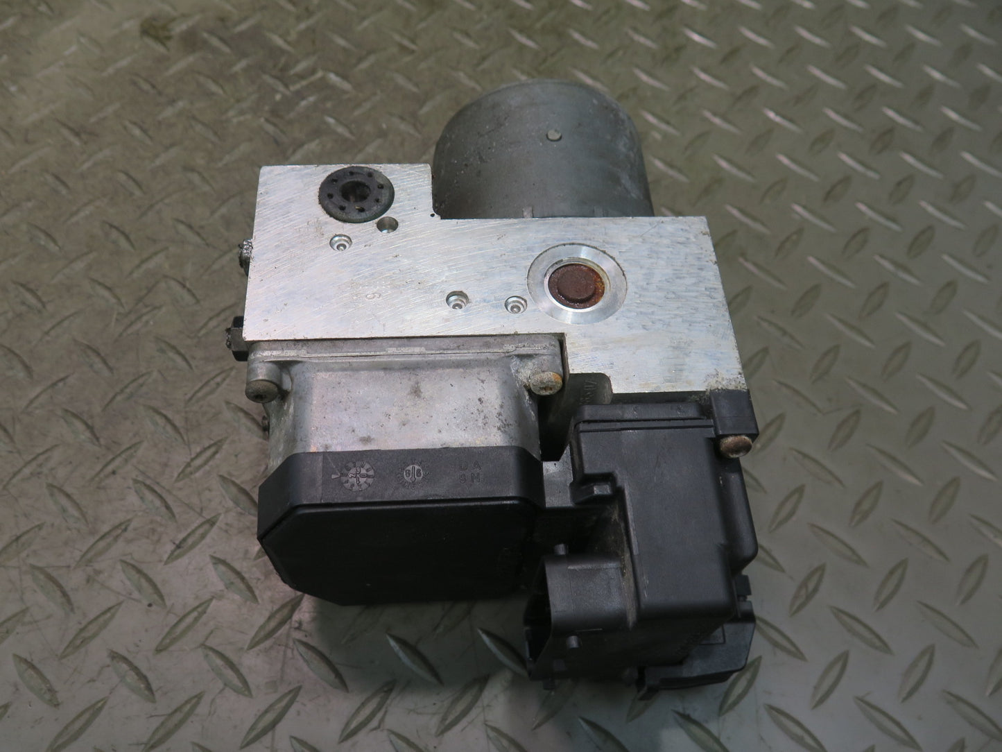 99-03 VW Eurovan T4 Anti Lock Brake ABS Pump Module Unit 91K Miles OEM
