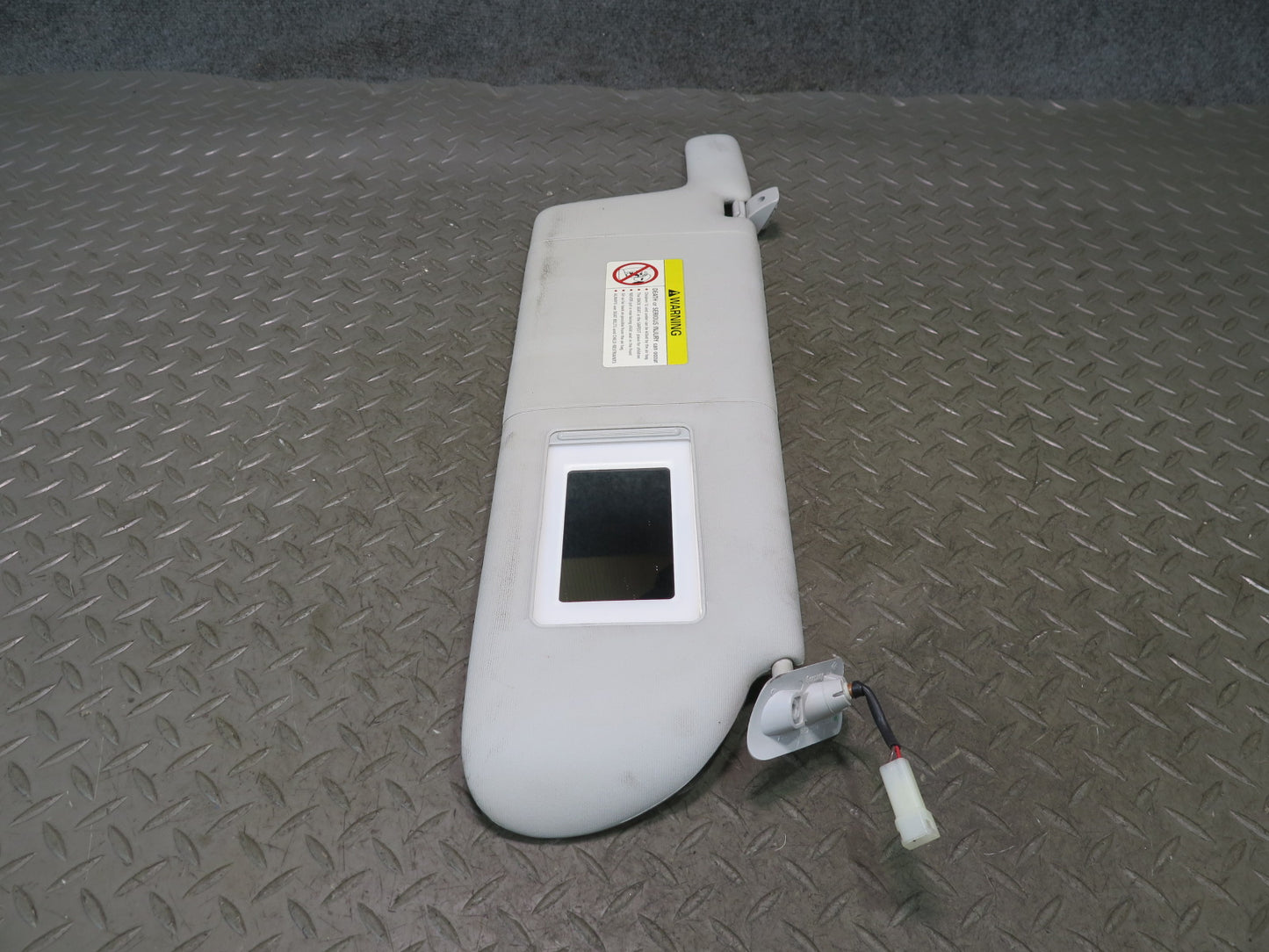 99-03 VW Eurovan T4 Set of 2 Front Left & Right Sun Visor Gray OEM
