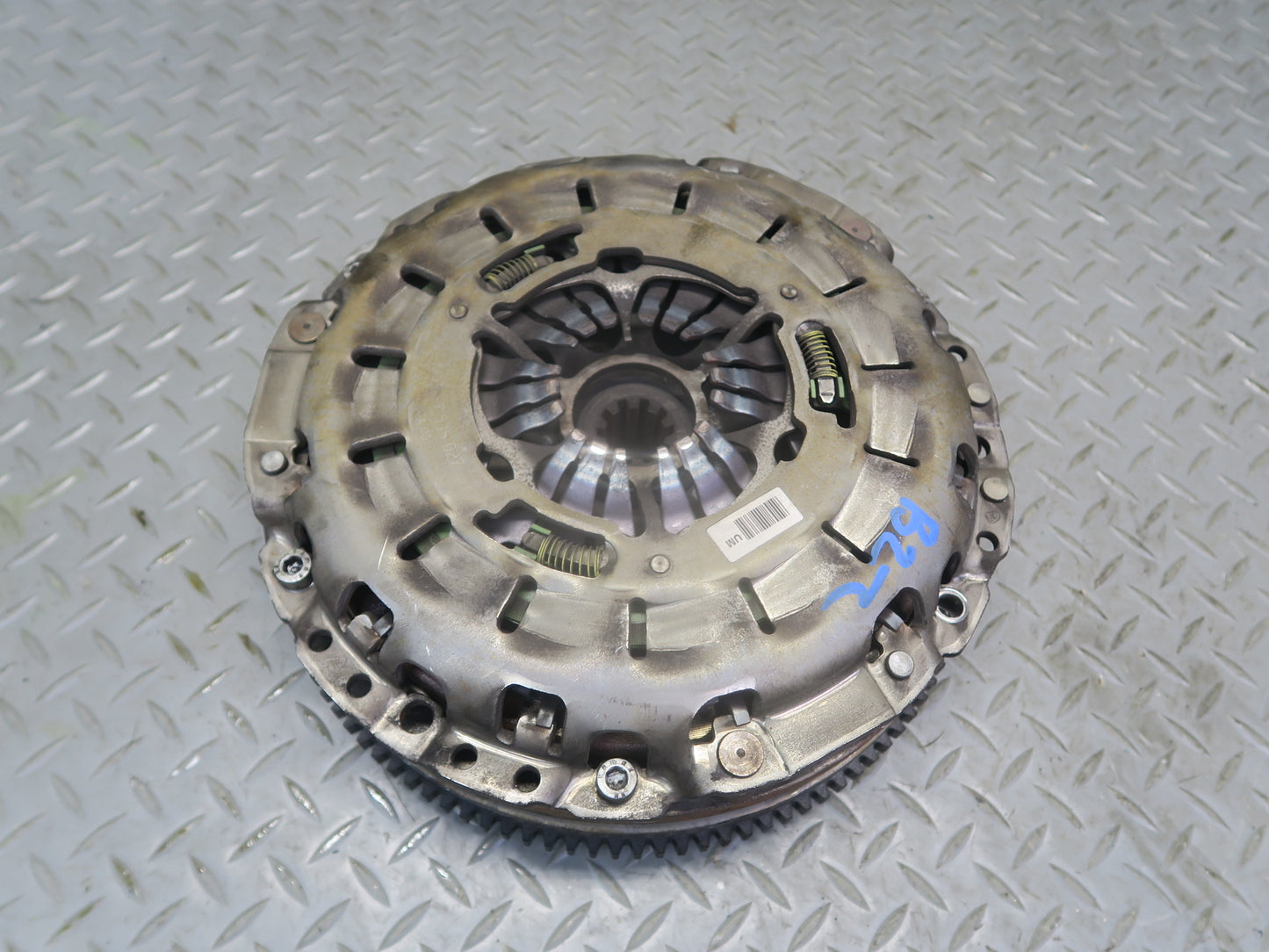 01-02 BMW E36/7 Z3 3.0L M54 M/T Transmission Flywheel Clutch Pressure Plate OEM