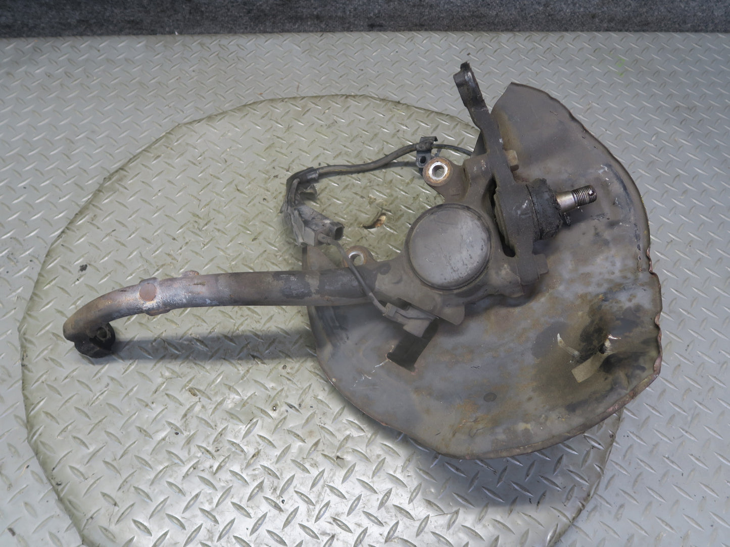 95-97 Toyota Celsior Lexus LS400 UCF20 Front Right Knuckle Wheel Hub Bearing OEM