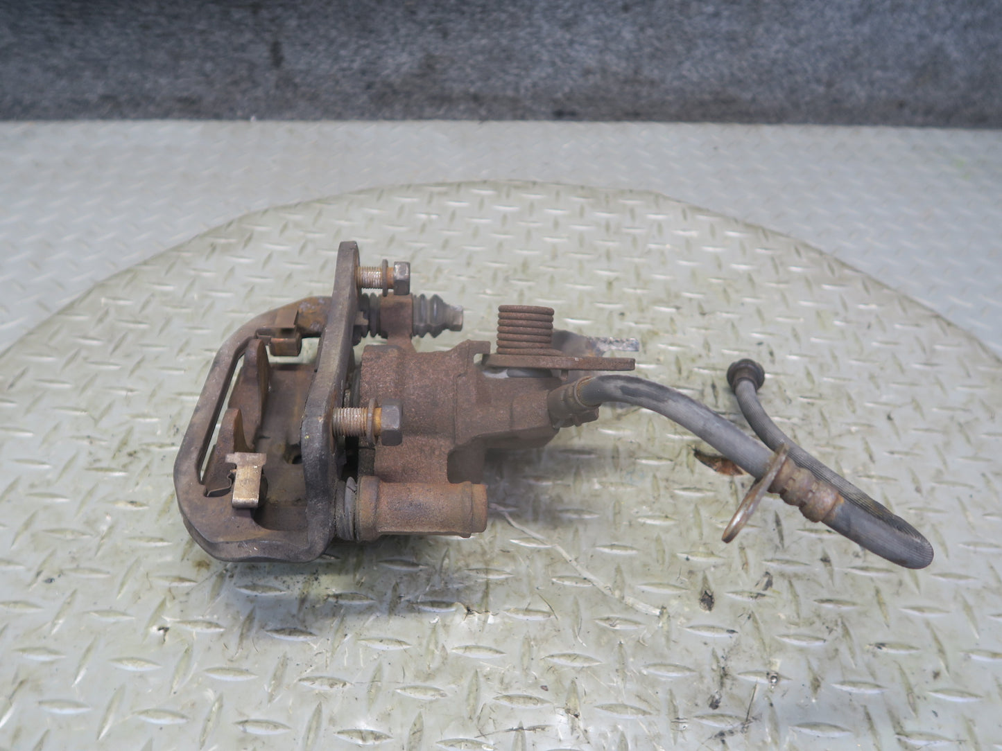 00-02 Toyota MR2 Spyder ZZW30L Set of 2 Rear Left & Right Brake Caliper OEM