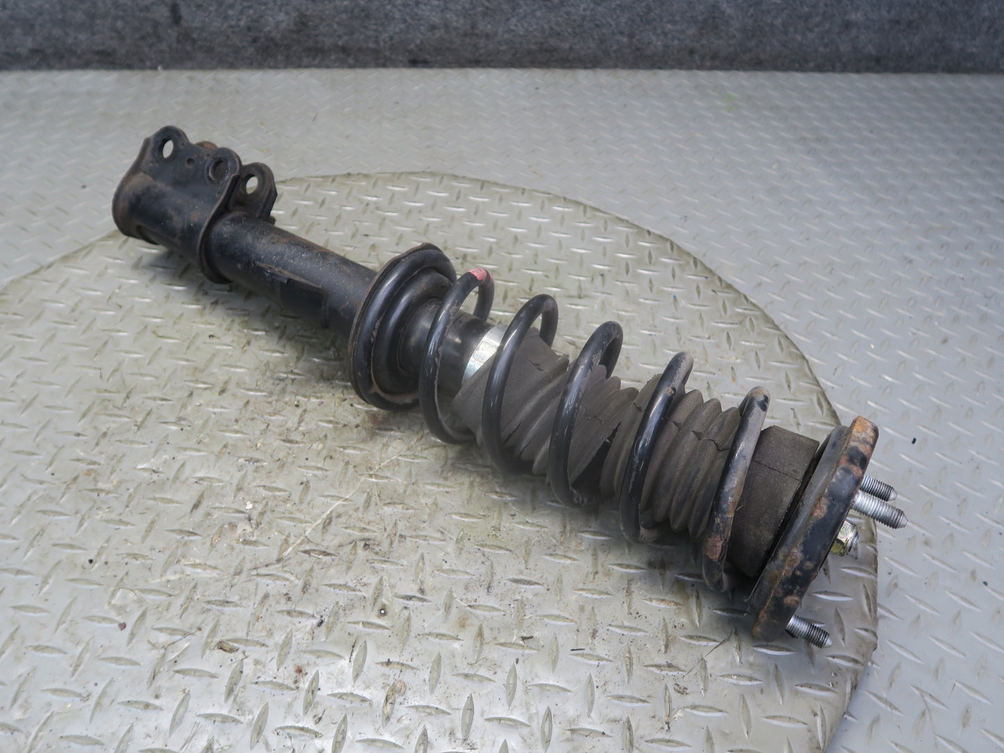 00-02 Toyota MR2 Spyder ZZW30L Set of 2 Rear Strut Shock Absorber KYB Excel-g
