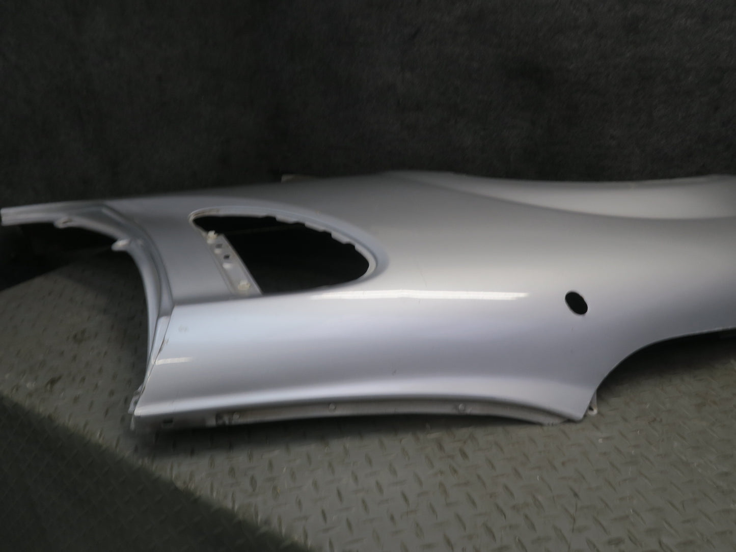 00-05 Toyota MR2 Spyder ZZW30L Rear Right Quarter Shell Cover Panel Silver OEM