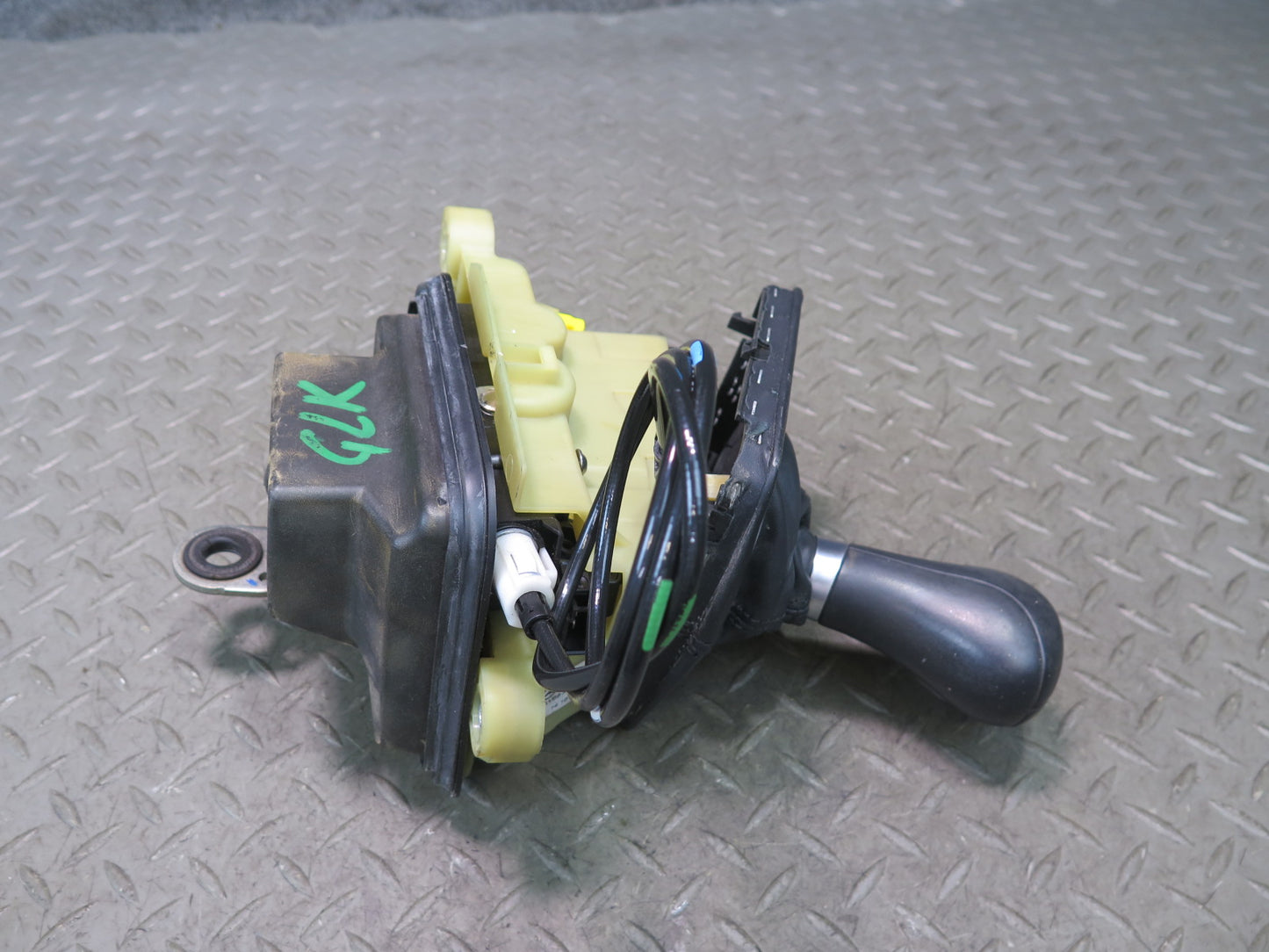 12-16 Mercedes R172 SLK Automatic Transmission Gear Box Shifter Selector W/ Knob