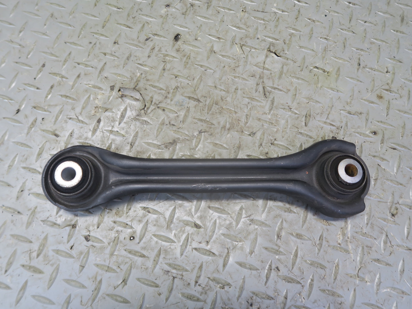 2012-2020 Mercedes R172 SLK SLC RWD Rear Left Side Suspension Control Arm Set