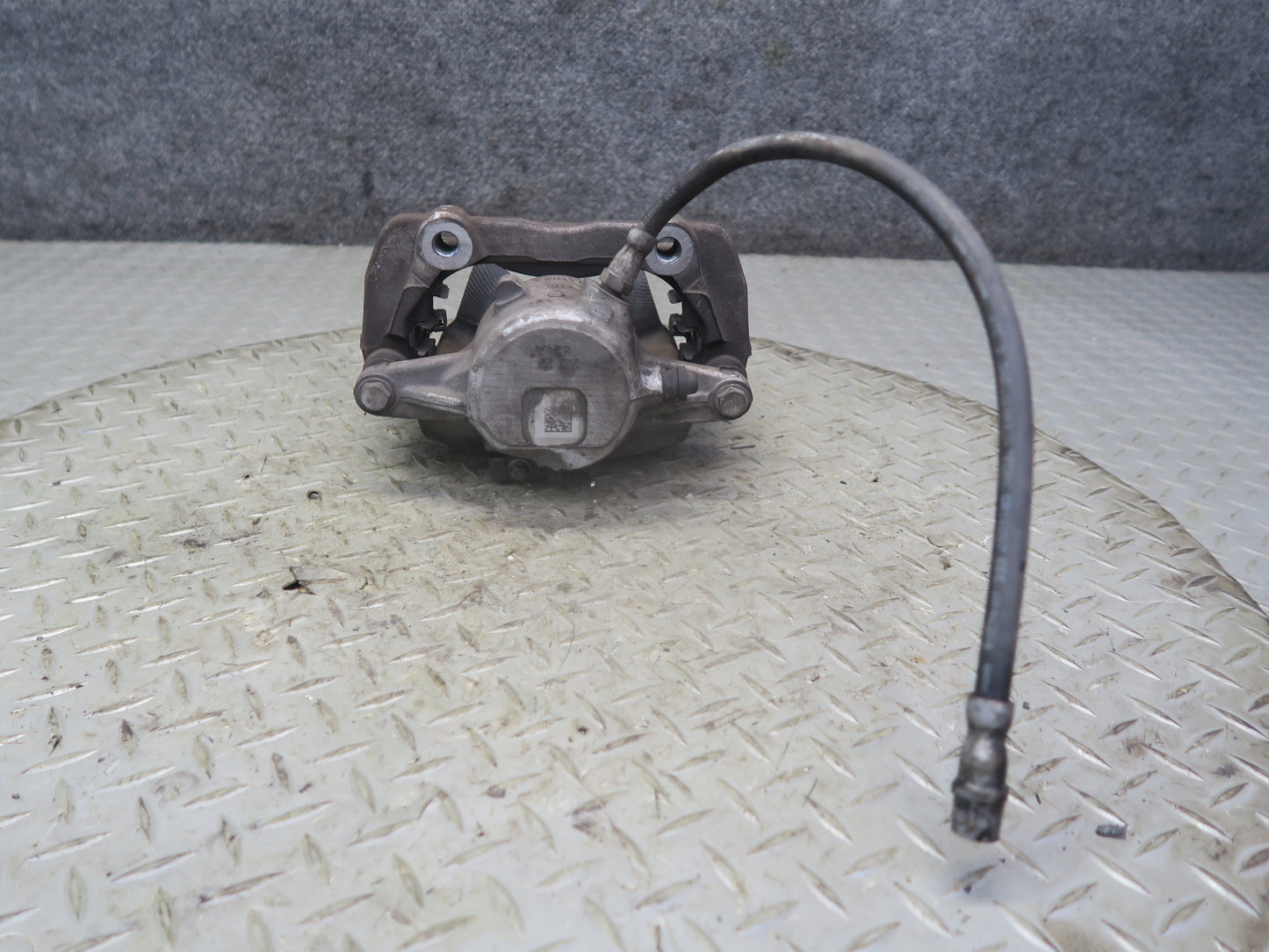 2012-2020 Mercedes R172 SLK SLC RWD Front Left & Right Side Brake Caliper Set