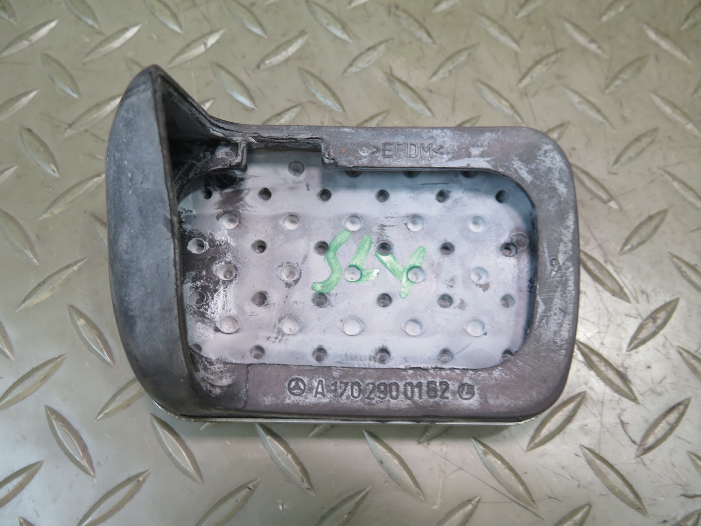 13-20 Mercedes R231 SL550 Gas Acceleration Pedal w Brake Pedal Pad OEM