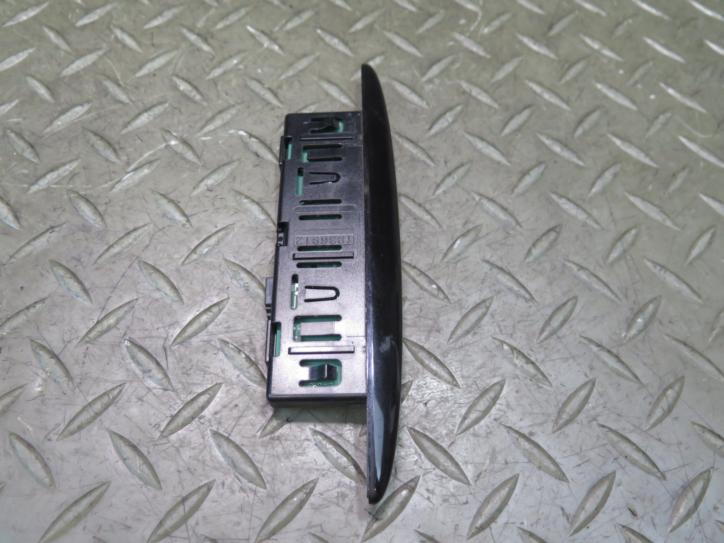 13-20 Mercedes R231 SL550 PDC Parking Sensor Warning Buzzer 1725420123 OEM