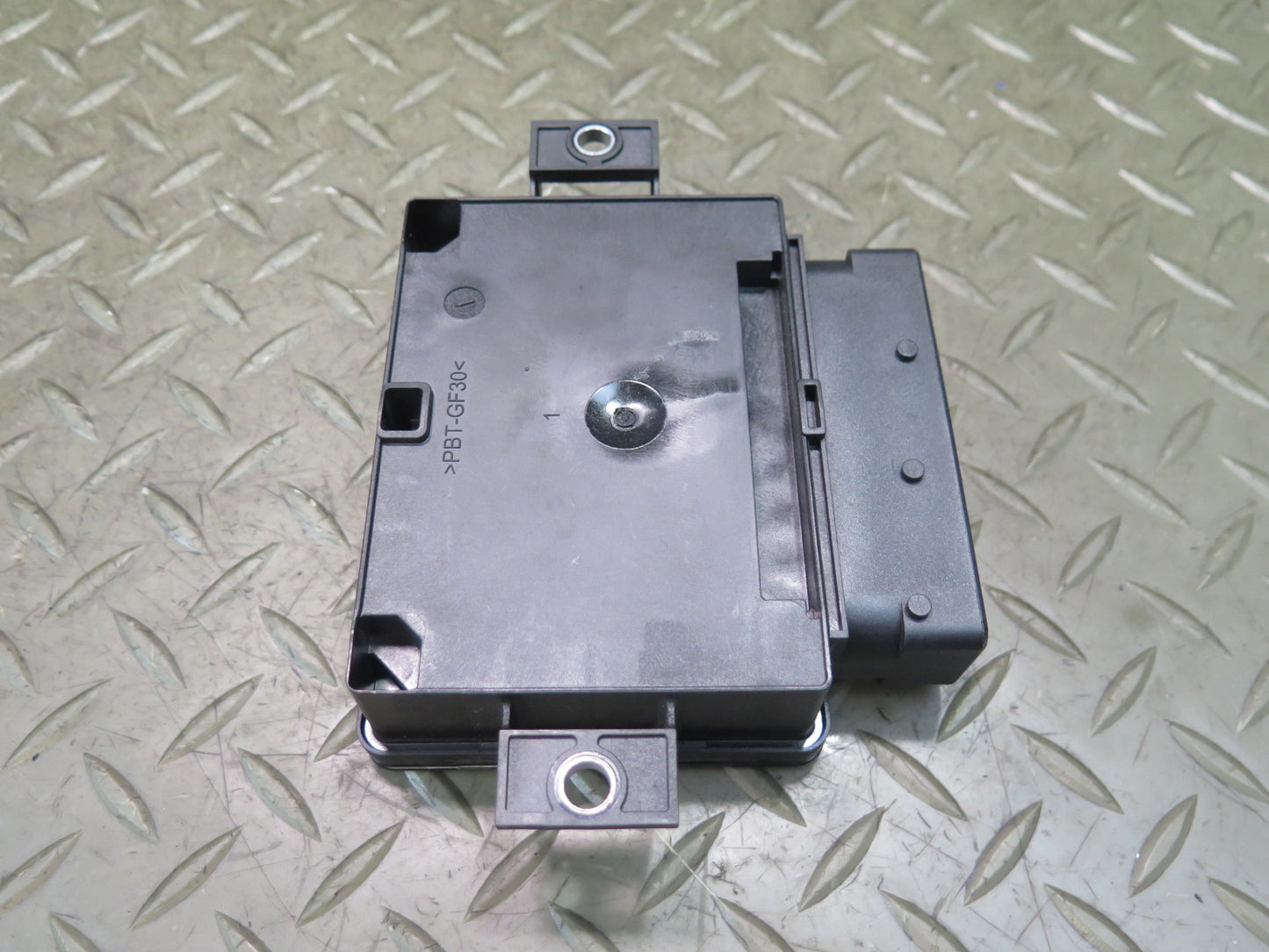 13-20 Mercedes R231 SL550 Parking Brake Control Module 1669002700 OEM
