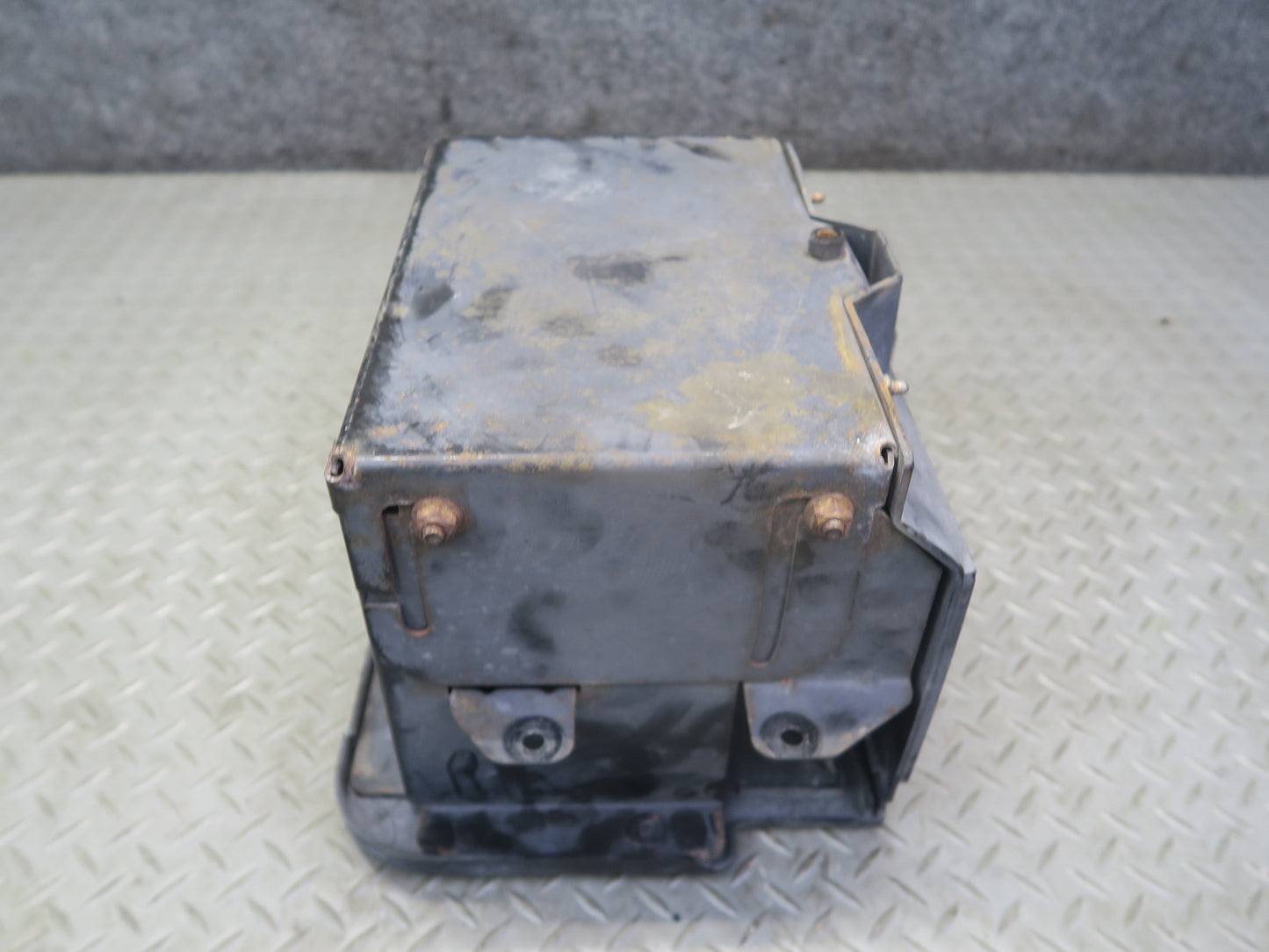 03-06 Chevrolet SSR Rear Under Truck BED Mounted Battery Box OEM