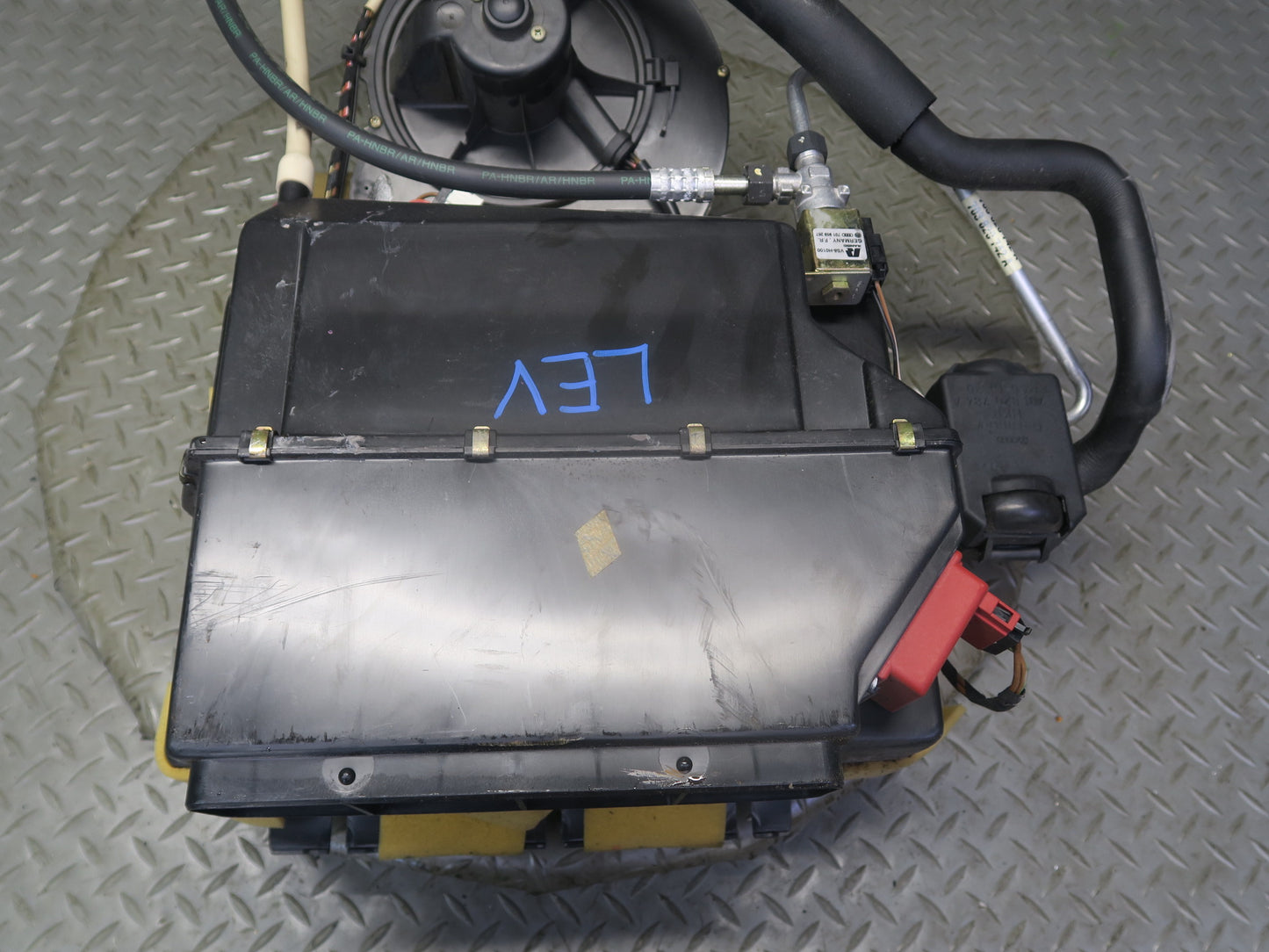 99-03 VW Eurovan T4 Rear Hvac A/C Evaporator Blower Motor Climate Box OEM