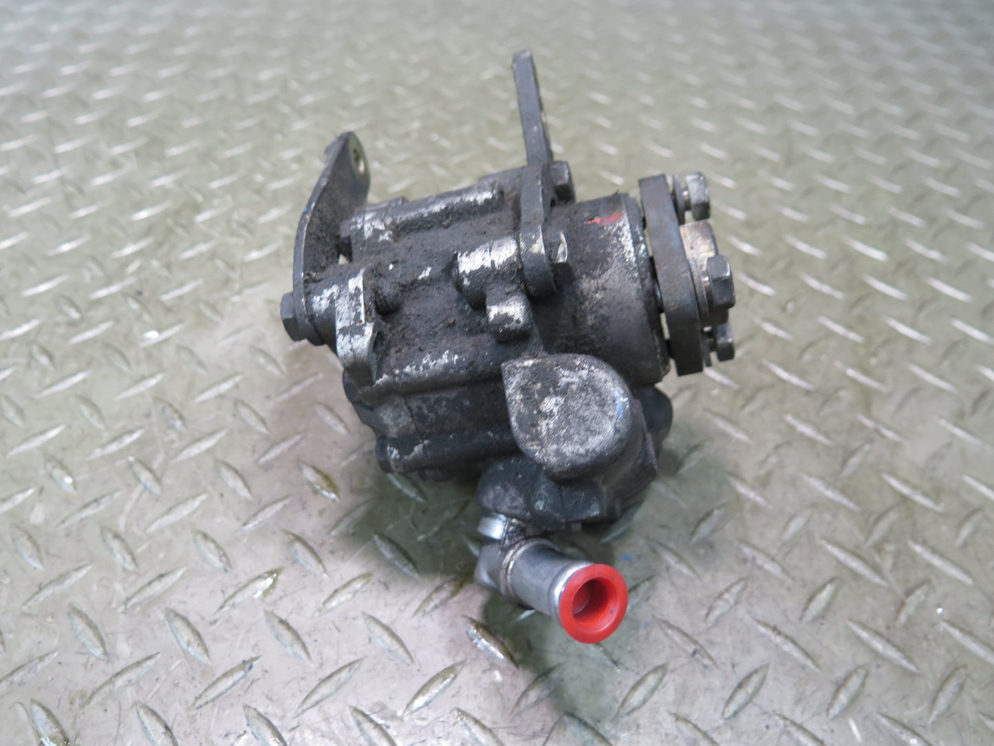 96-99 BMW E36/7 Z3 1.9L M44 Power Steering Pump OEM