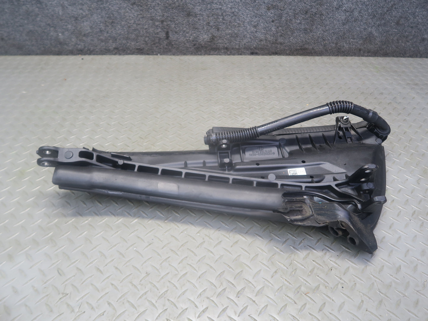 2012-2020 Mercedes R172 SLK SLC Rear Right Side C Pillar Molding Cover Trim