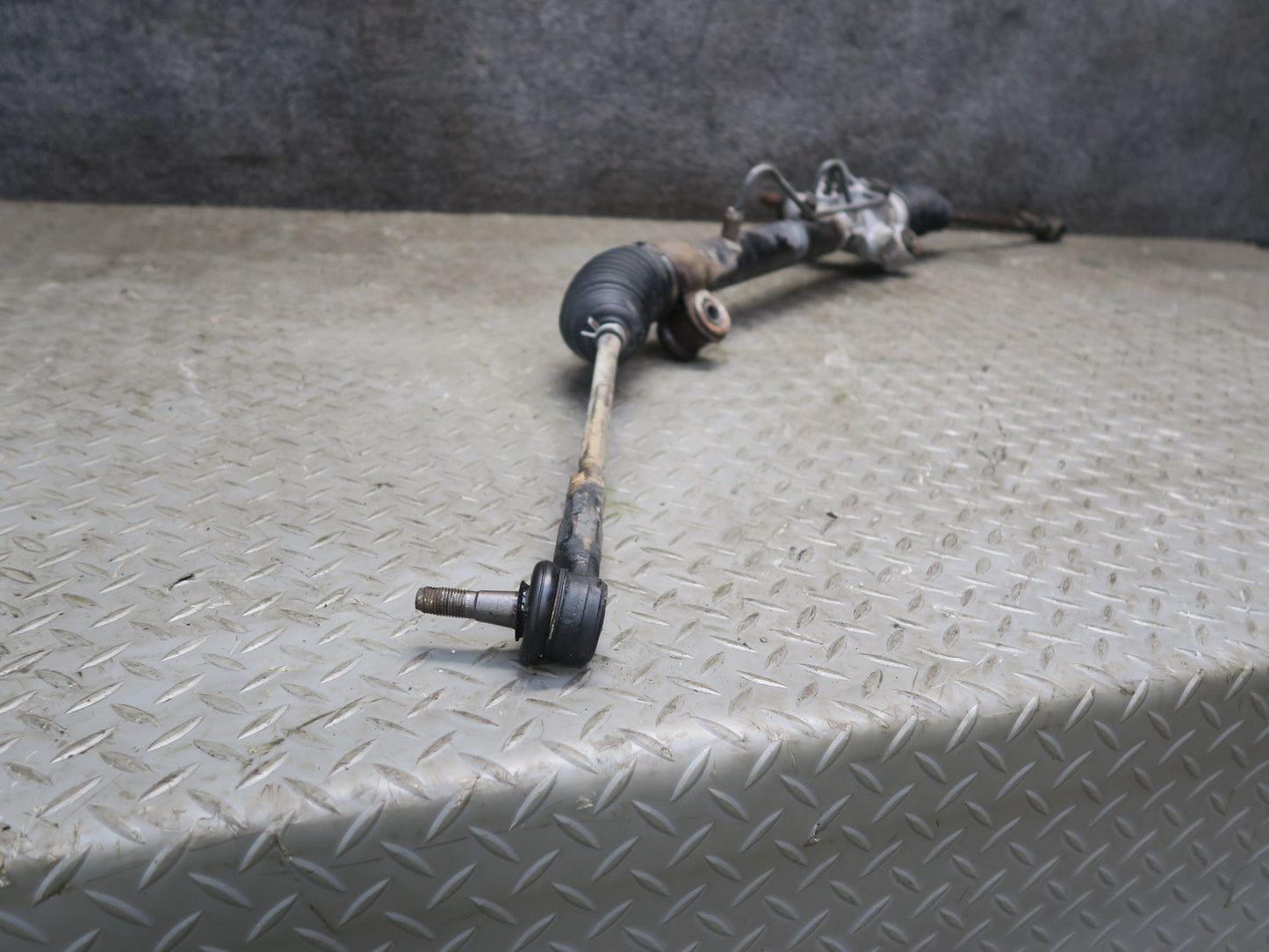00-05 Toyota MR2 Spyder ZZW30L Power Steering Rack & Pinion OEM