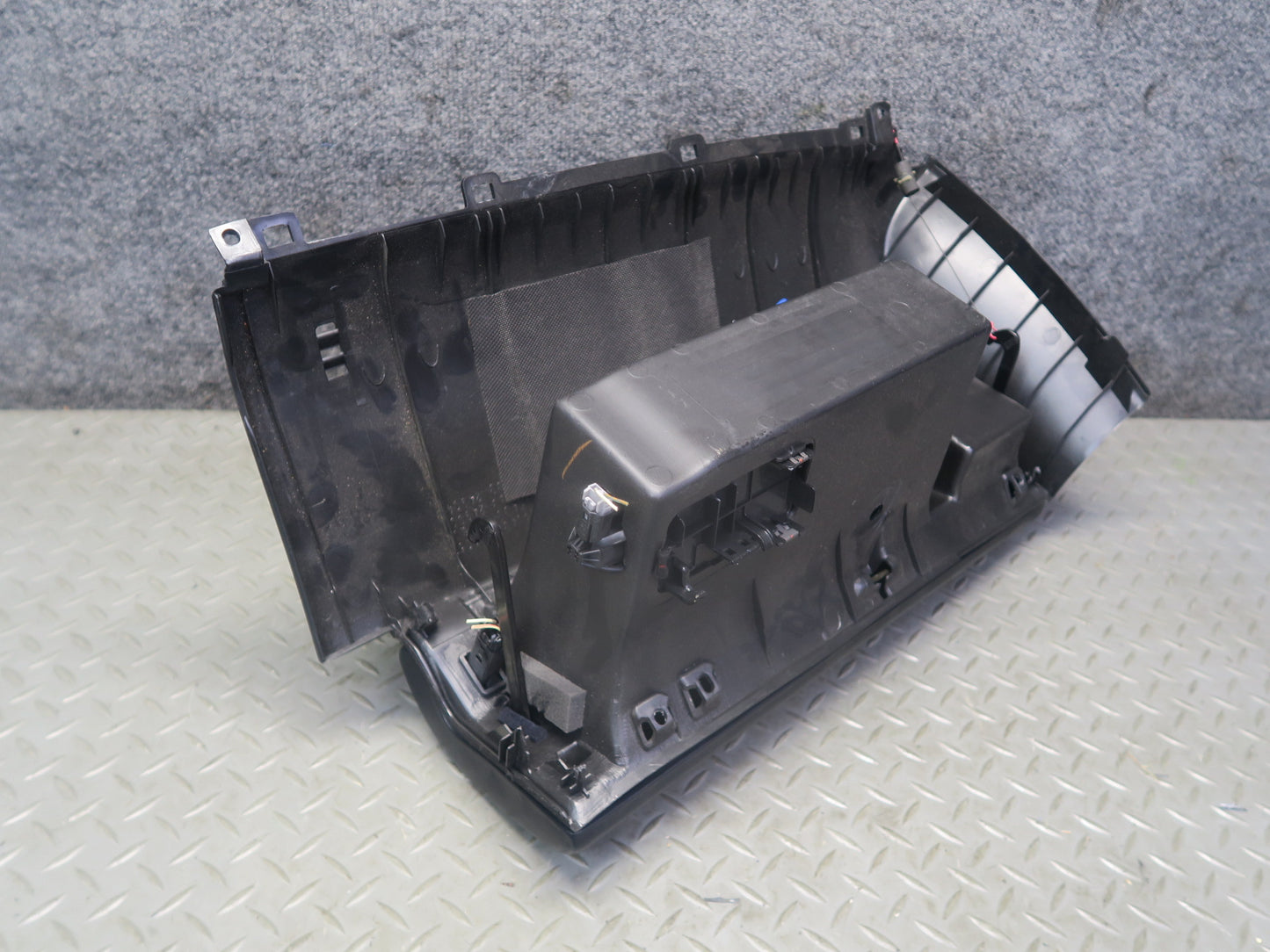97-00 Lexus UZZ30L SC400 SC300 Dash Glove Box Compartment Storage Black OEM