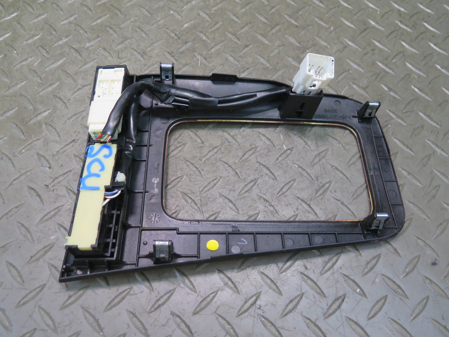 98-00 Lexus UZZ30L SC300 SC400 Center Console Shifter Trim Bezel w Switch OEM
