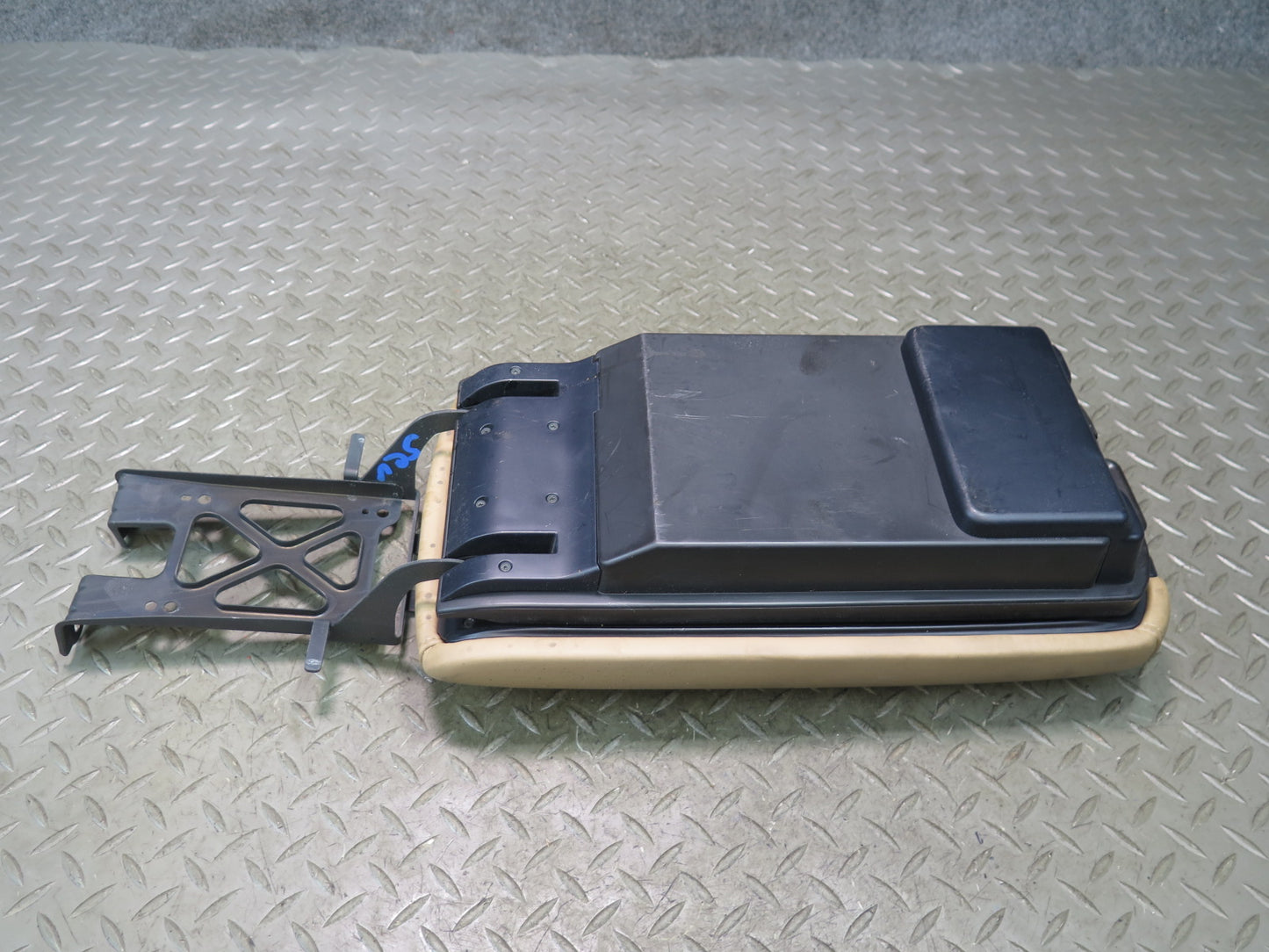 06-10 Lexus Z40 SC430 Center Console Compartment Storage Armrest Lid Cover OEM