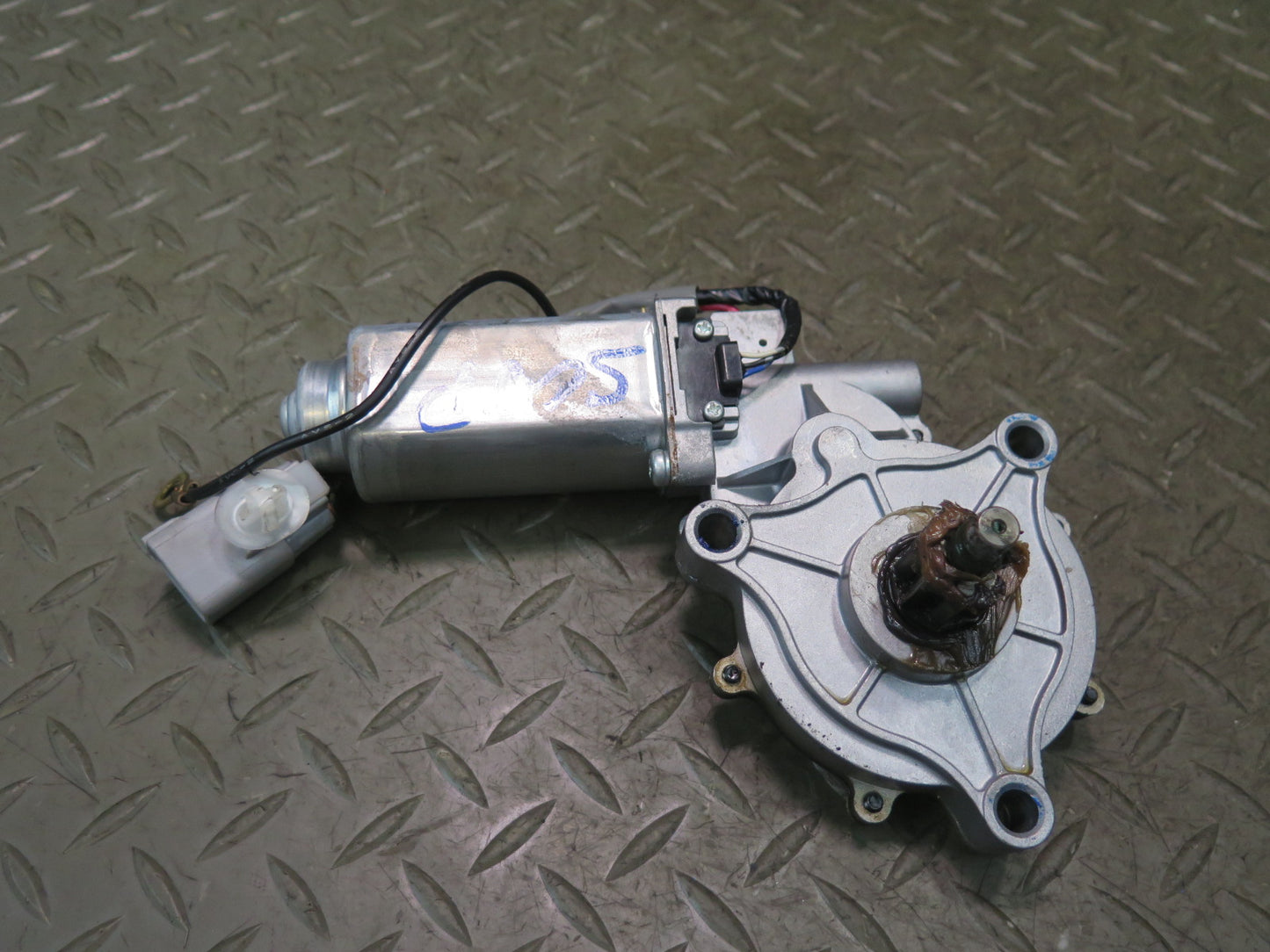 02-10 Lexus Z40 SC430 Convertible TOP Roof Right Hinge Drive Motor OEM