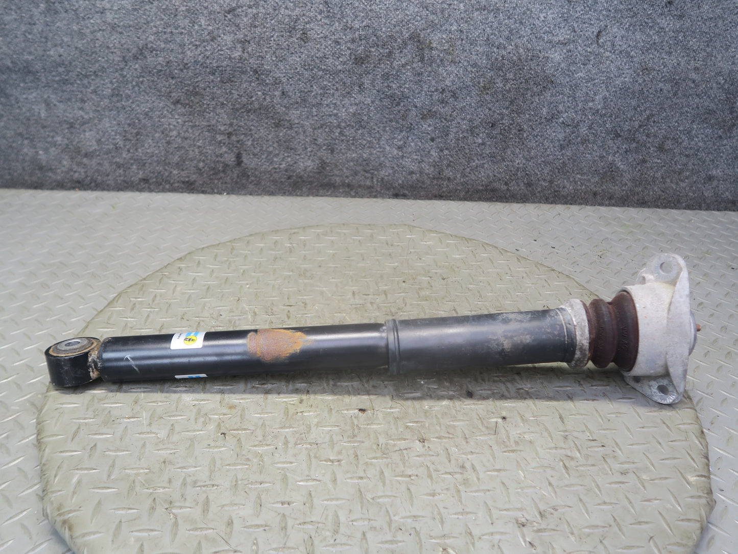 2008 VW Golf MK5 R32 AWD Set of 2 Rear Bilstein Strut Shock Absorber OEM