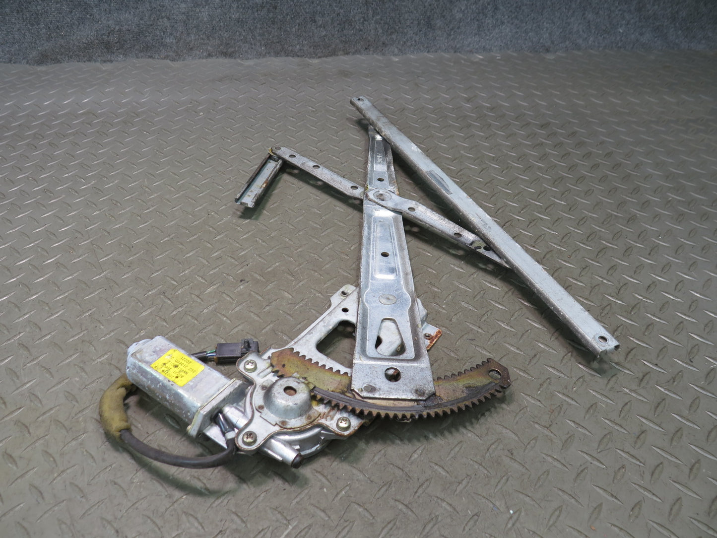 90-96 Nissan Z32 300ZX Left Door Window Regulator w Motor OEM