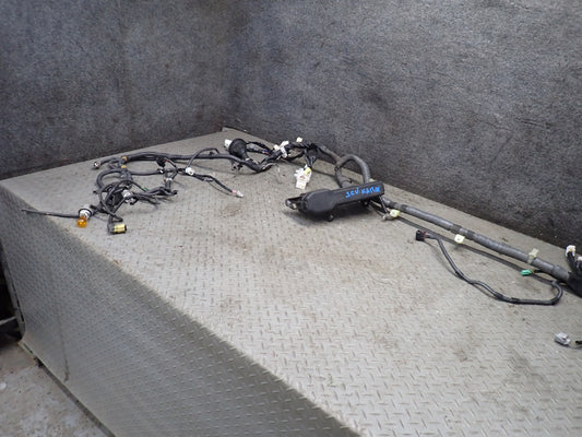 2006 Lexus UZZ40 SC430 Engine Motor Bay Wire Harness Fuse Relay Box Assy 74K OEM