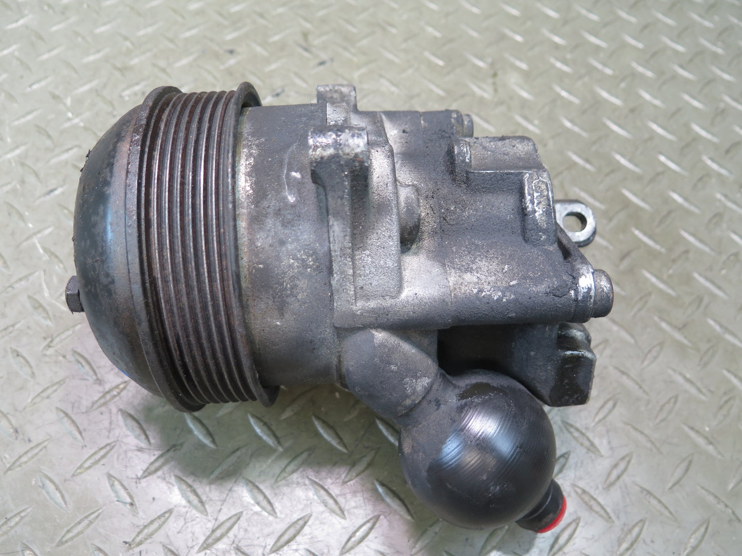 2008-2010 Porsche Cayenne 957 Turbo Pdcc Power Steering Pump w Pulley 7P5422137D
