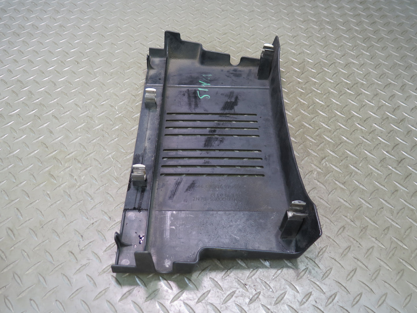 94-99 Mercedes W140 S500 M119 Front Engine Air Cleaner Cover Trim 1190900312 OEM