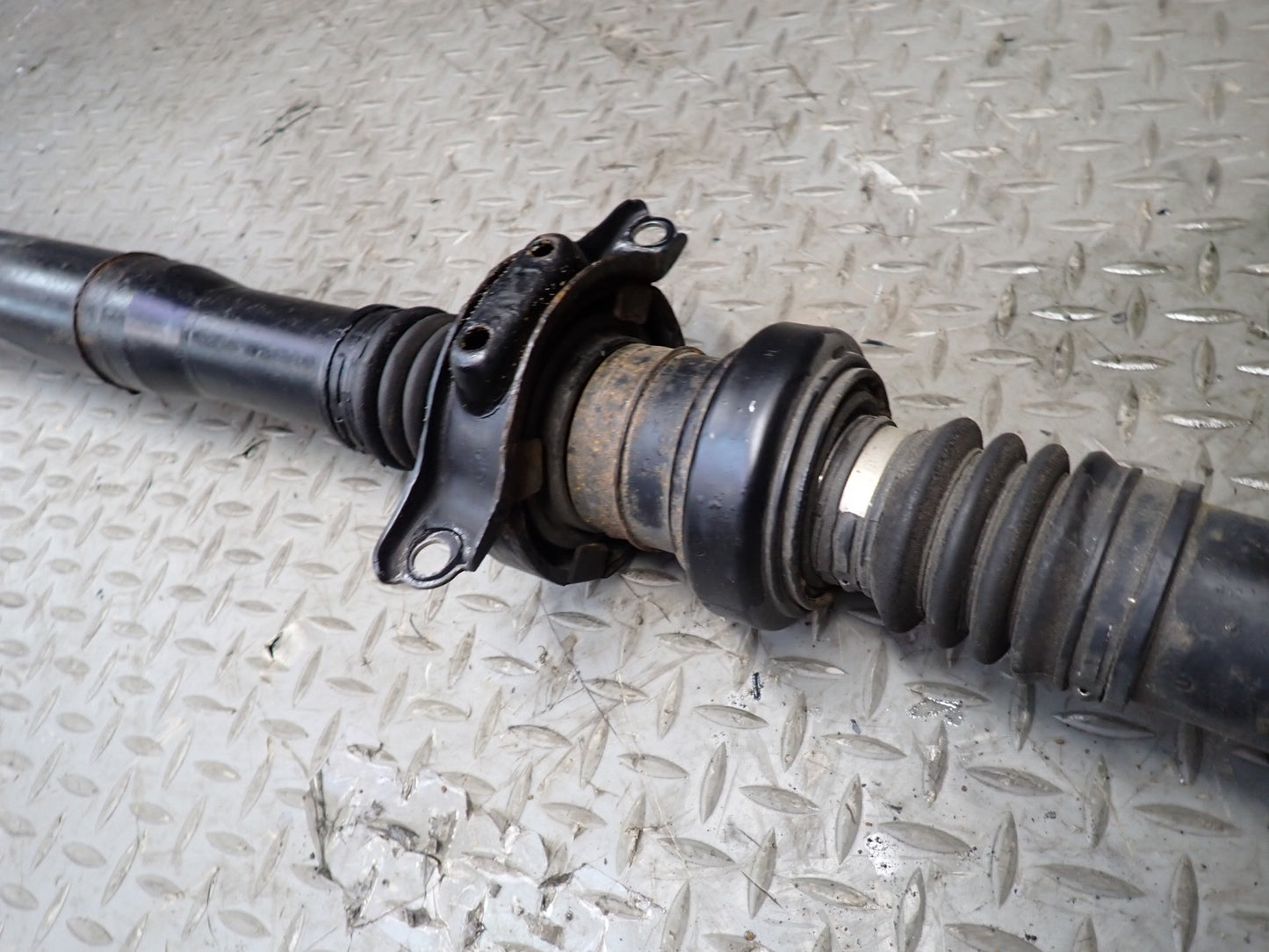 2011-2018 Porsche Cayenne 958 4.8L AWD Rear Drive Shaft Driveshaft 7P5521102L