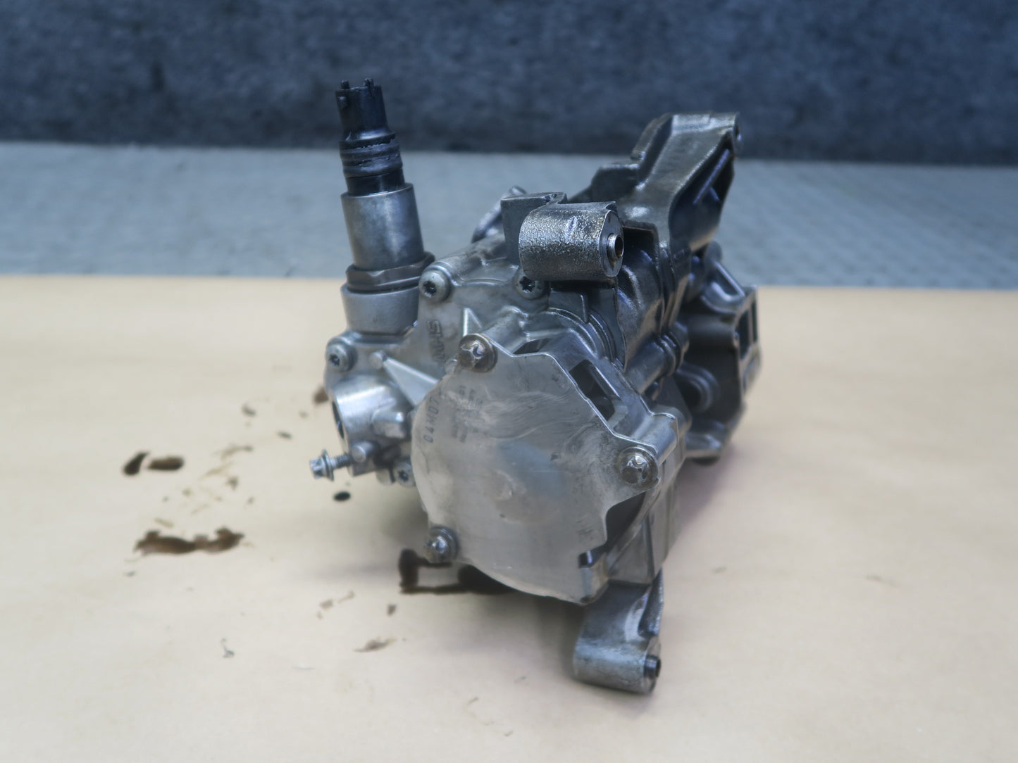 2008-2010 Porsche Cayenne 957 Turbo Engine Motor Oil Pump 94810701351