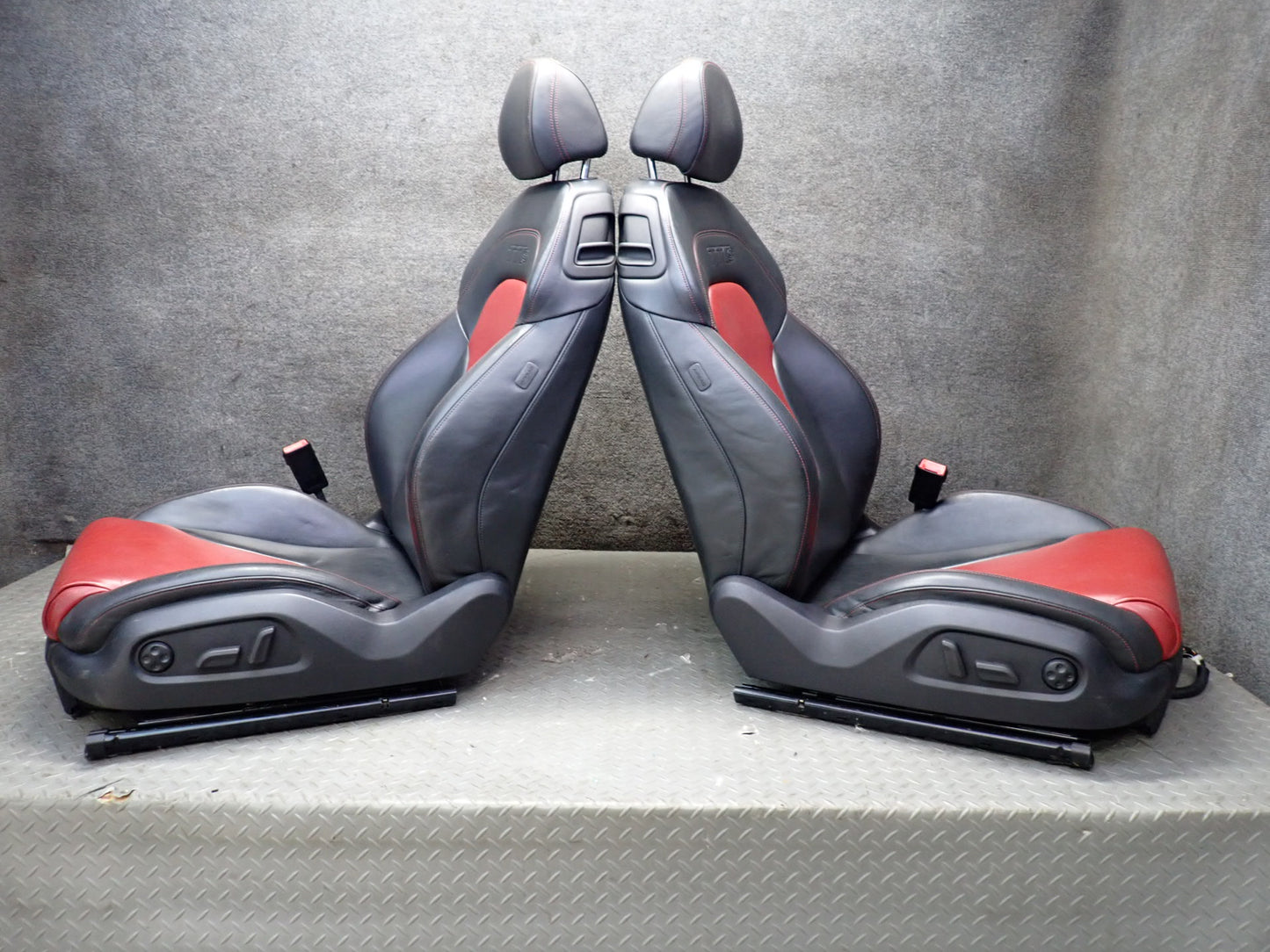 11-15 Audi TTS 8J Coupe Front & Rear Leather Heated Sport Seat Set Magma RED