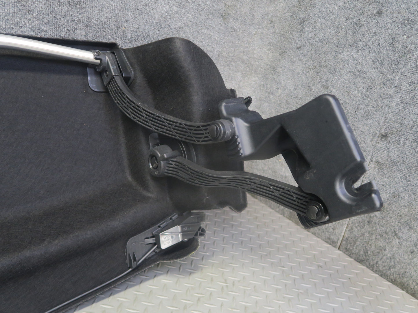 2012-2020 Mercedes R172 SLK SLC Rear Trunk Interior Cargo Luggage Cover 65K