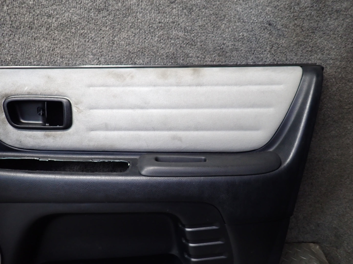 2003 Lexus JCE10L IS300 Sedan Set of 2 Front Door Interior Trim Cover Panel OEM