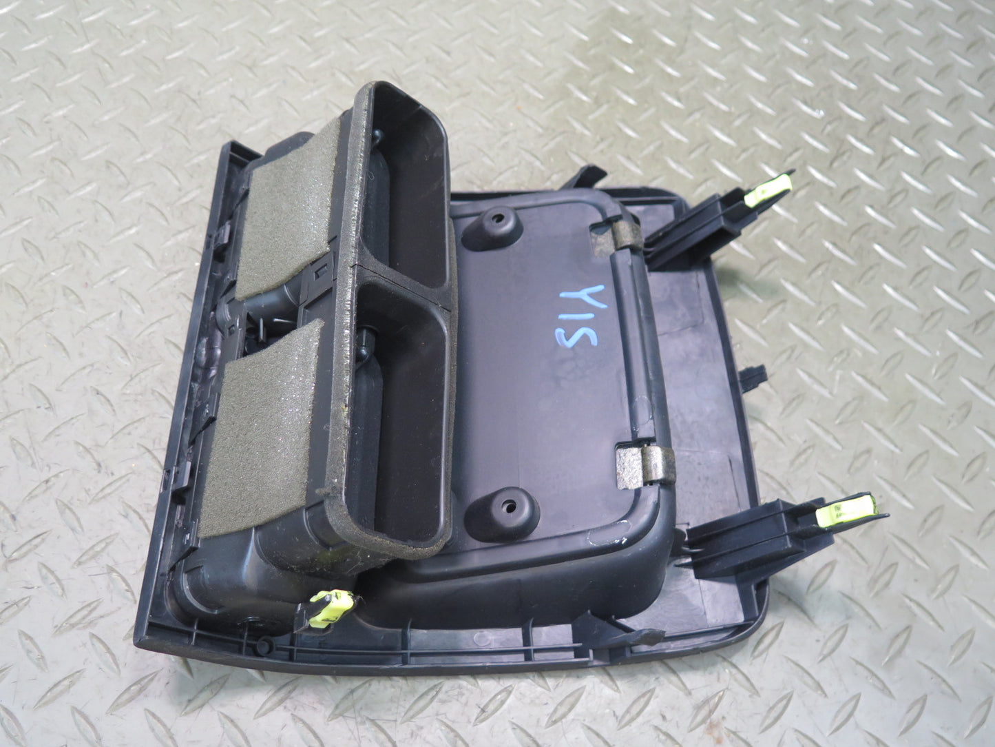 01-03 Lexus JCE10L IS300 Dash Front Center A/C Air Vent Grille Trim Panel OEM