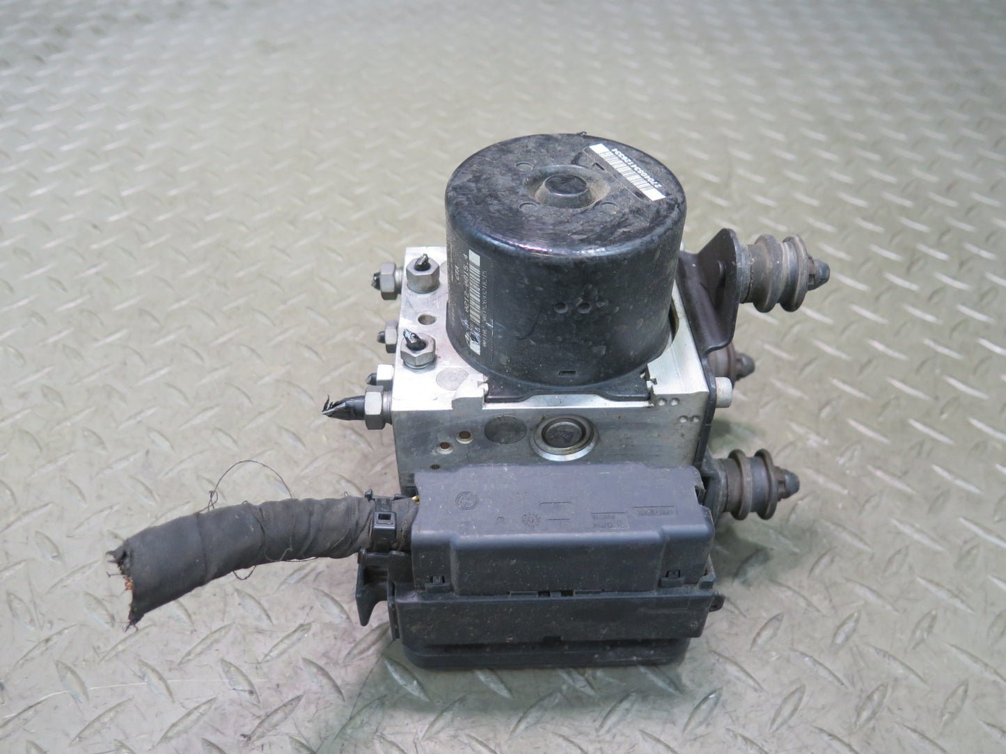 11-15 Audi TT S 8J Anti Lock Brake ABS Pump Module Unit 8J0614517E OEM